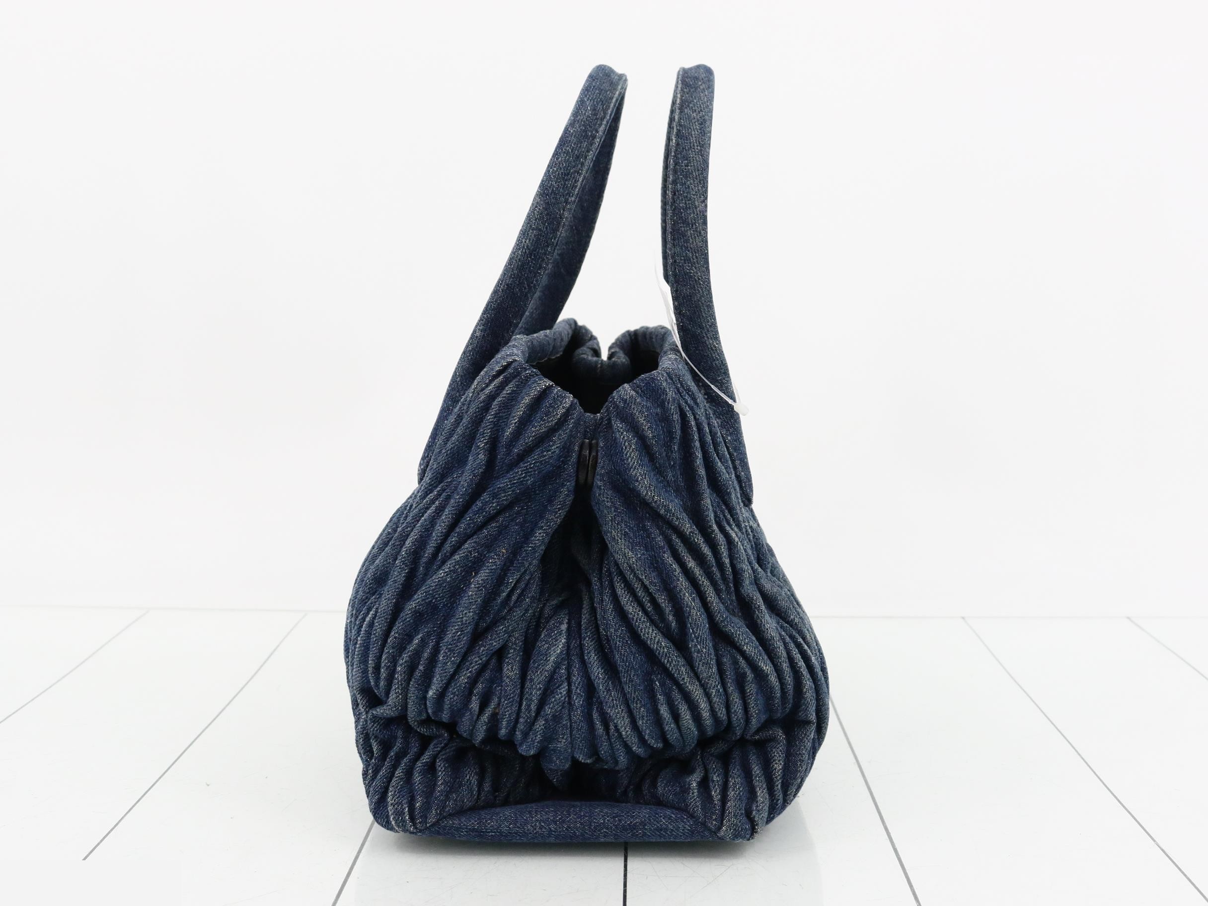 Matelassé (bag) - Denim handbag — view 4