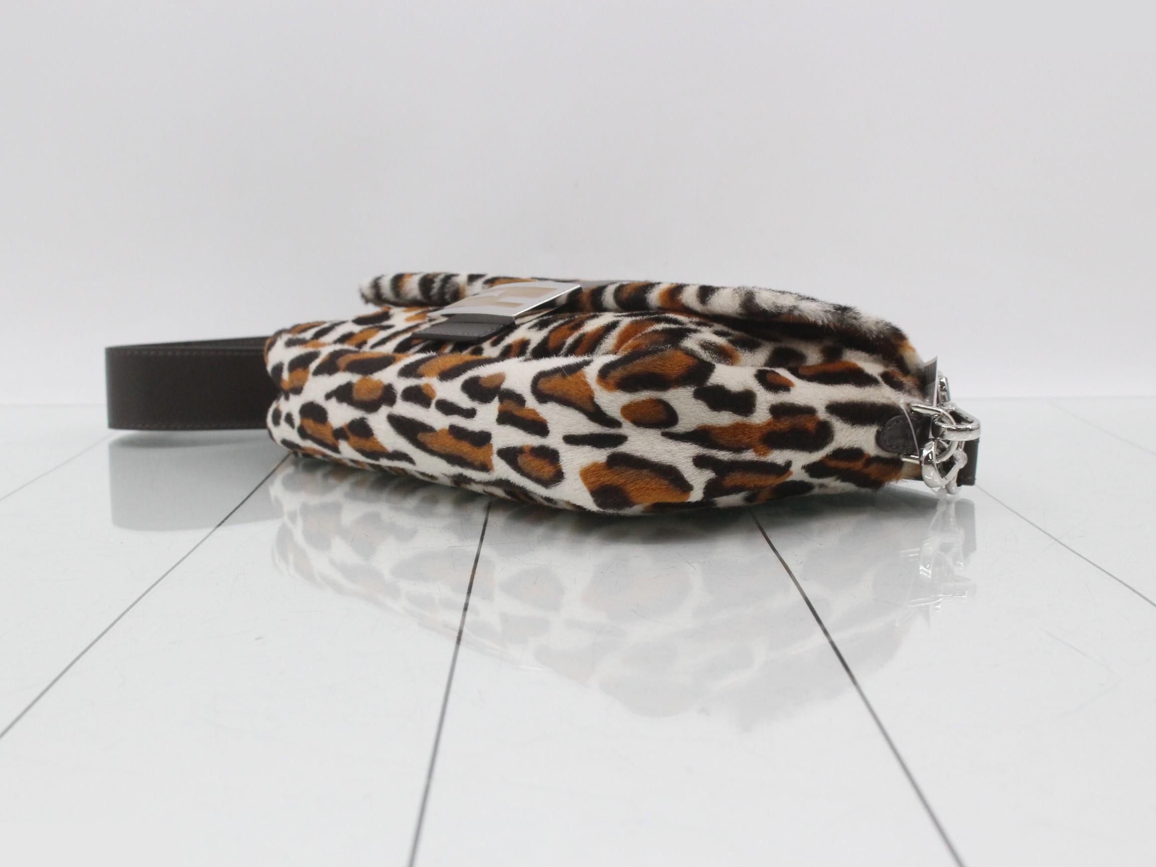 Leopard print baguette 2-way shoulder bag, calfskin, brown. — view 6
