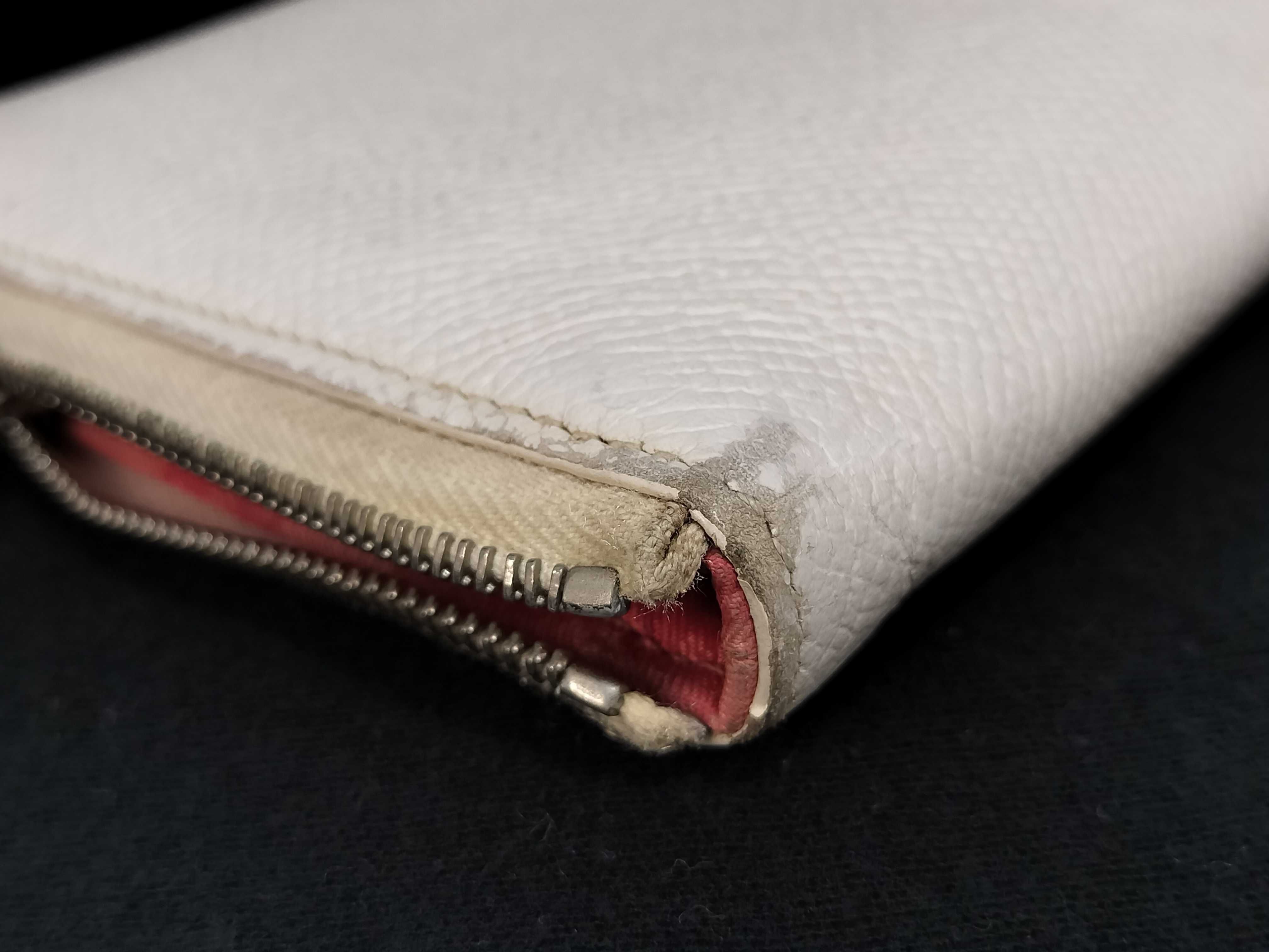 wallet — view 4