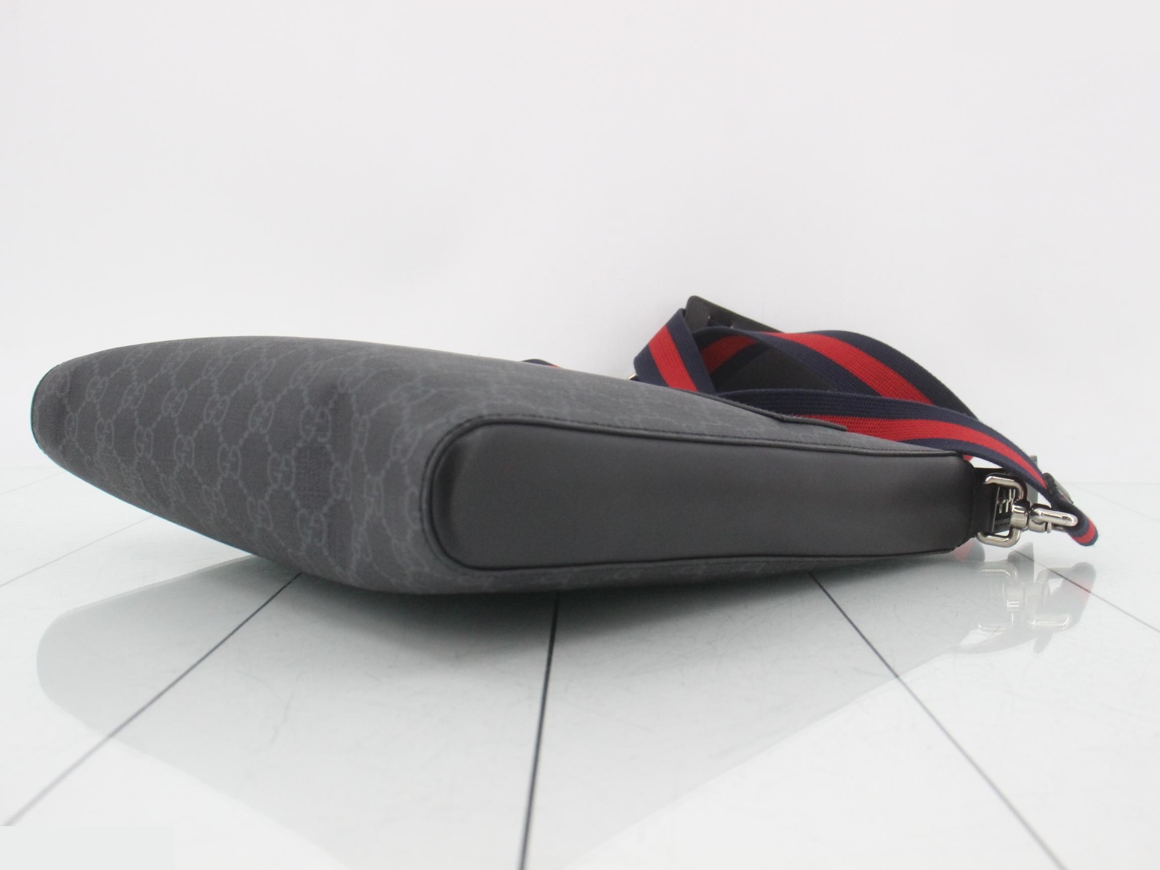 Shoulder bag — view 6