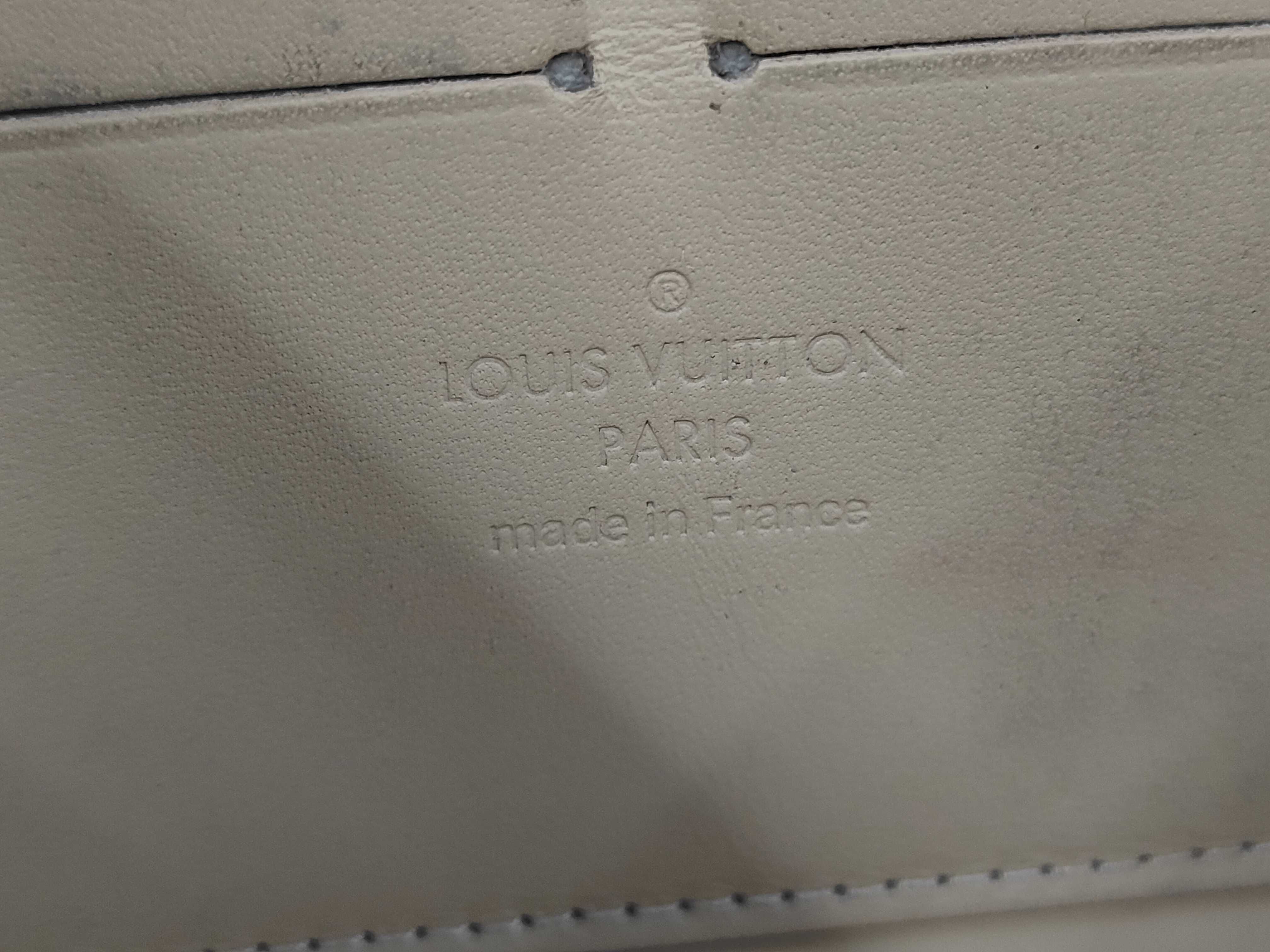 wallet — view 10