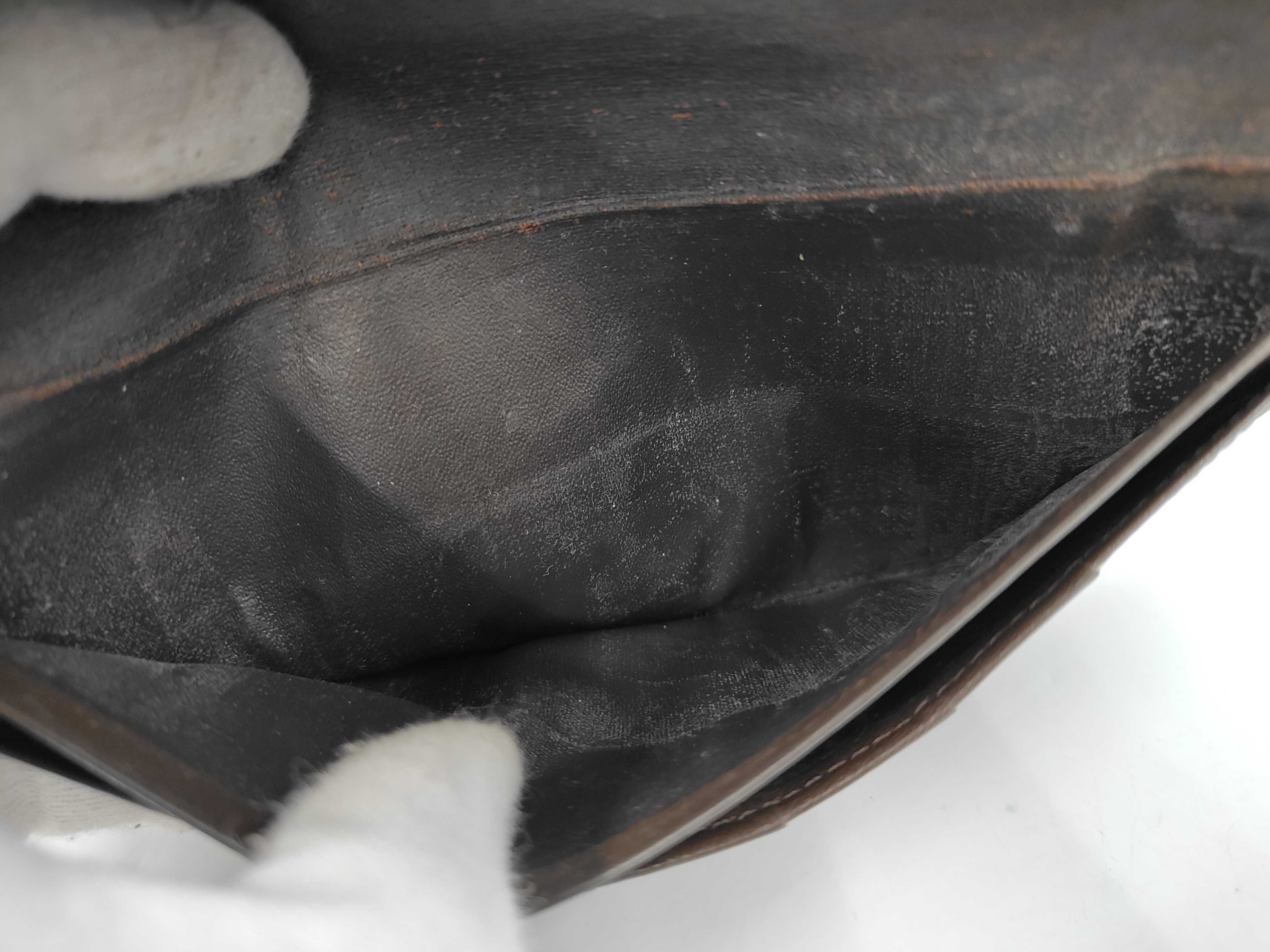 wallet — view 9