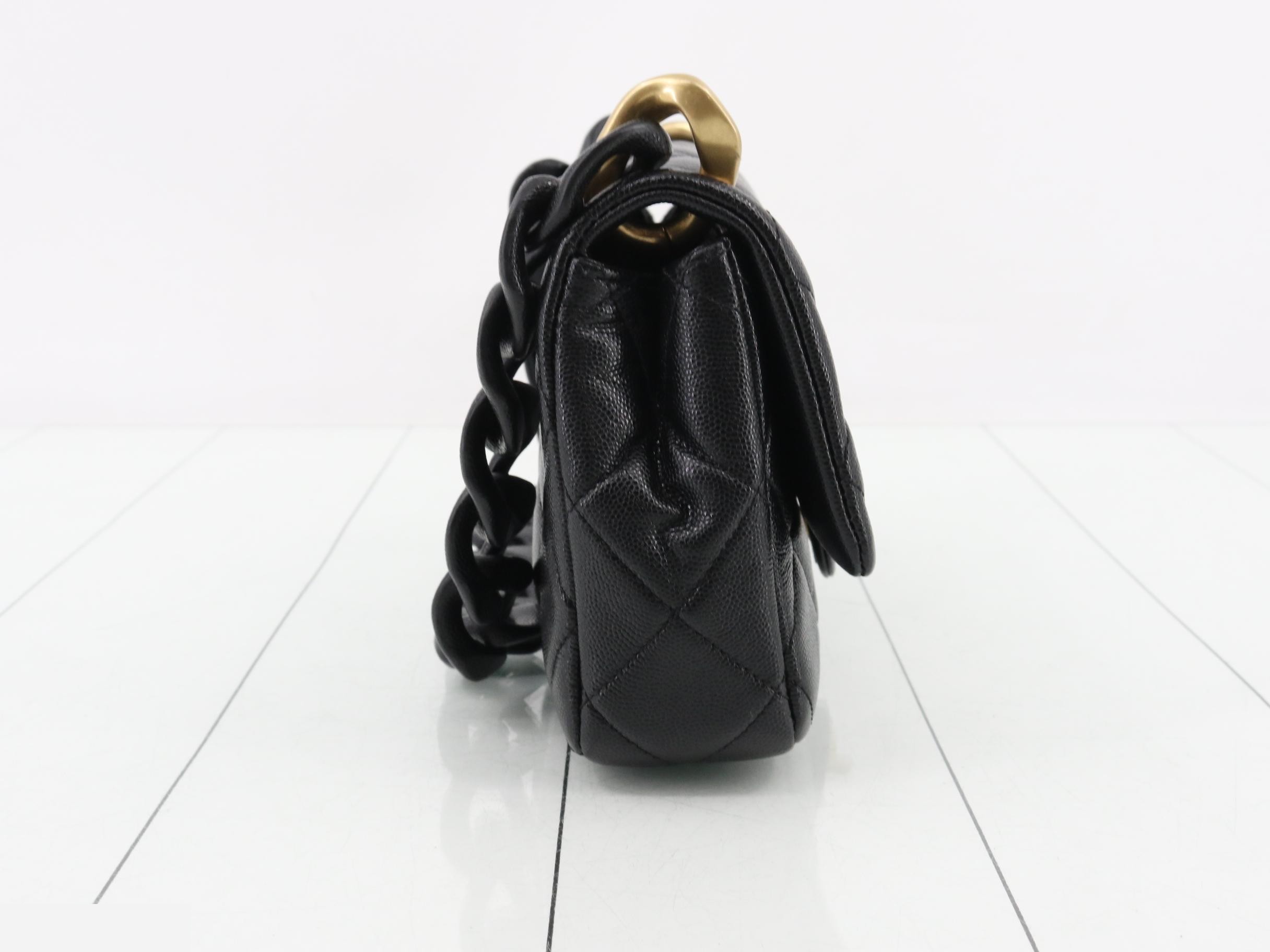 Matelassé Caviar Skin Semi-Shoulder Bag — view 4