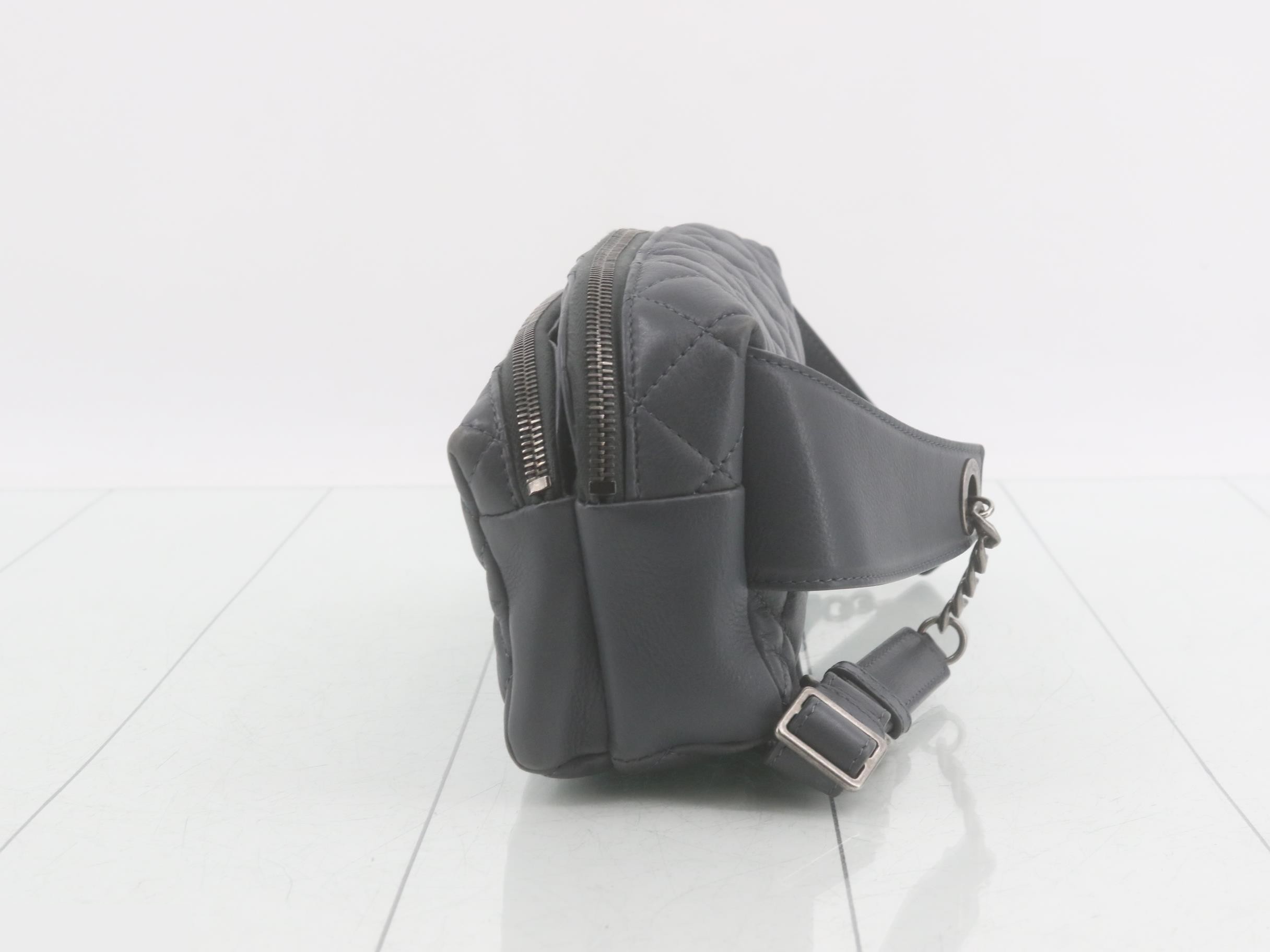Matelassé waist bag — view 3