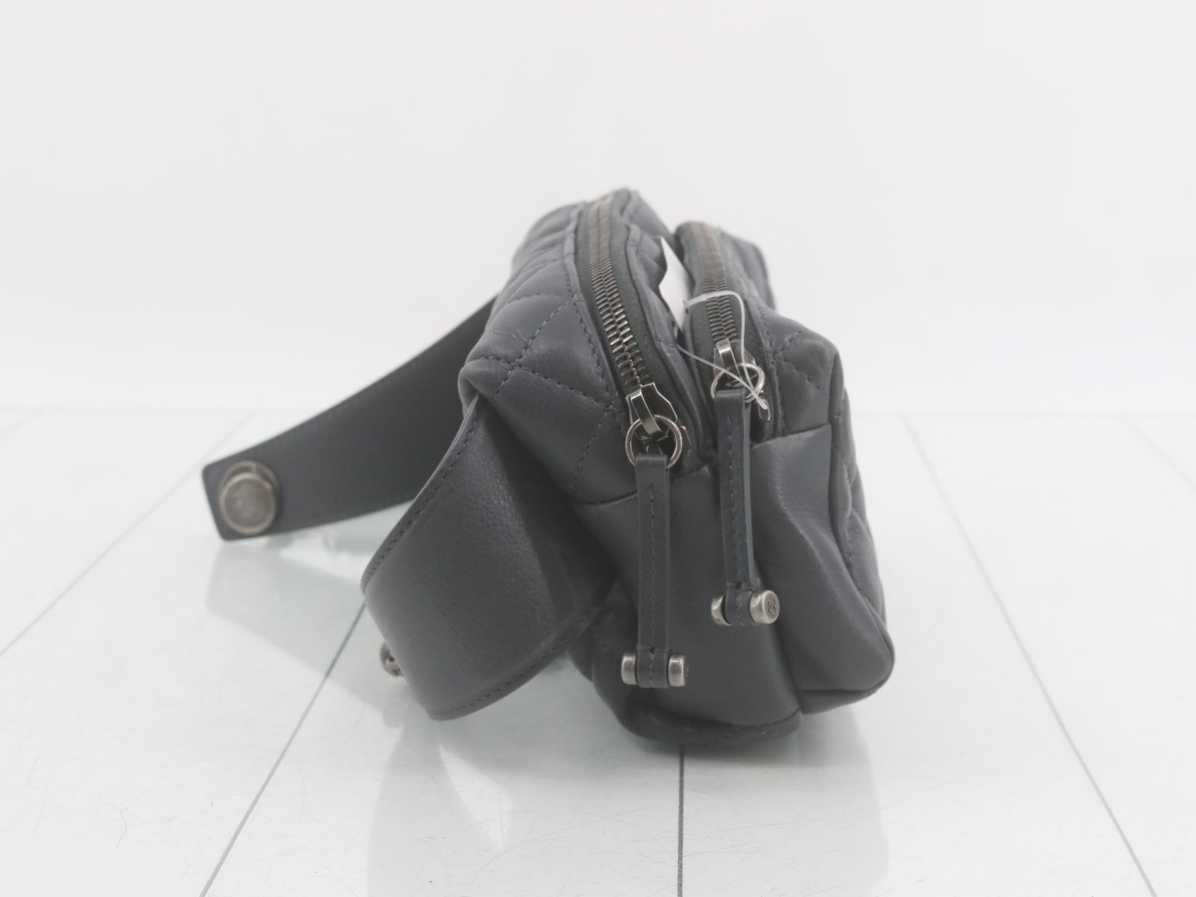Matelassé waist bag — view 4