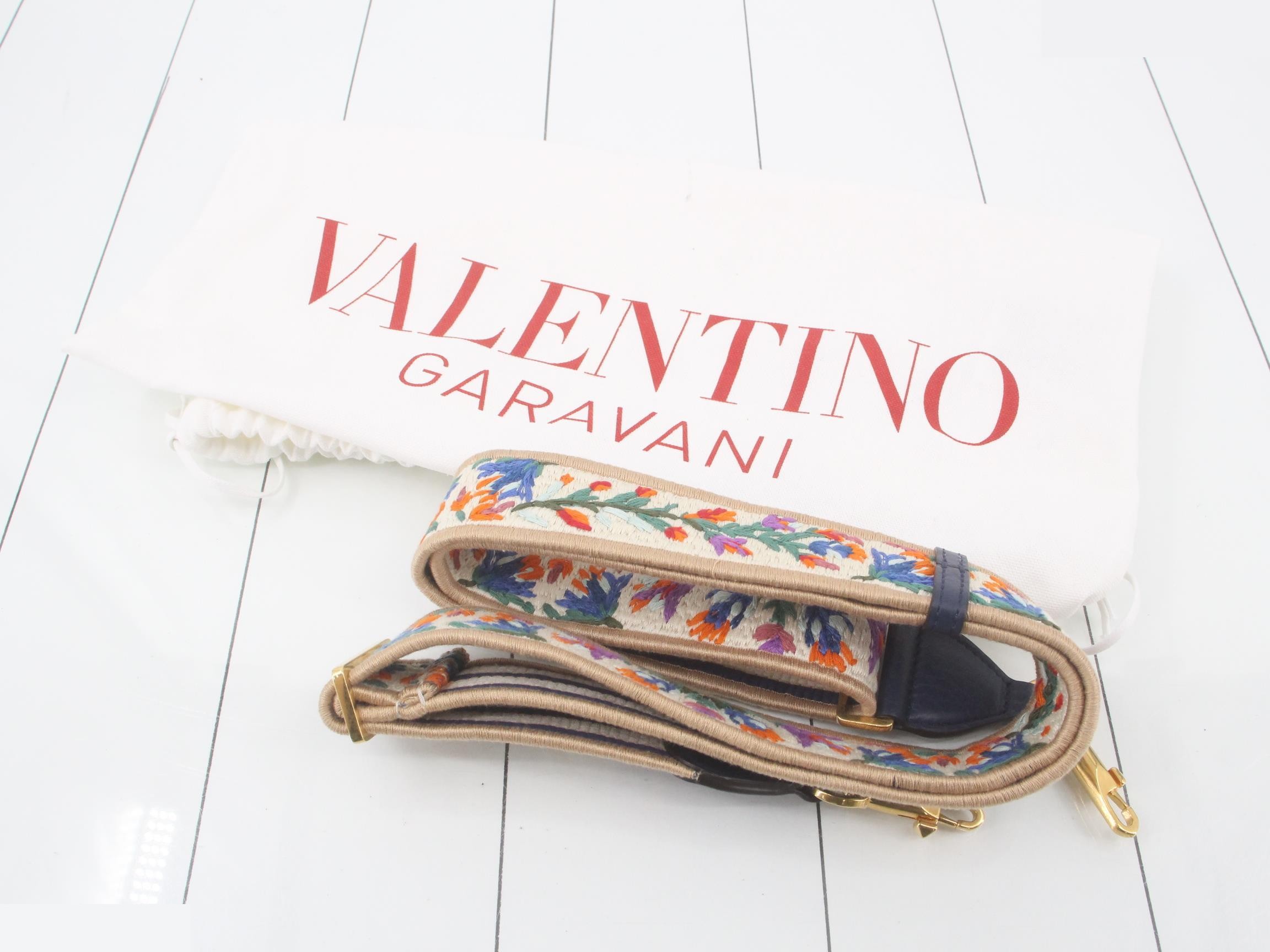 (Bag) - Shoulder Bag — view 7