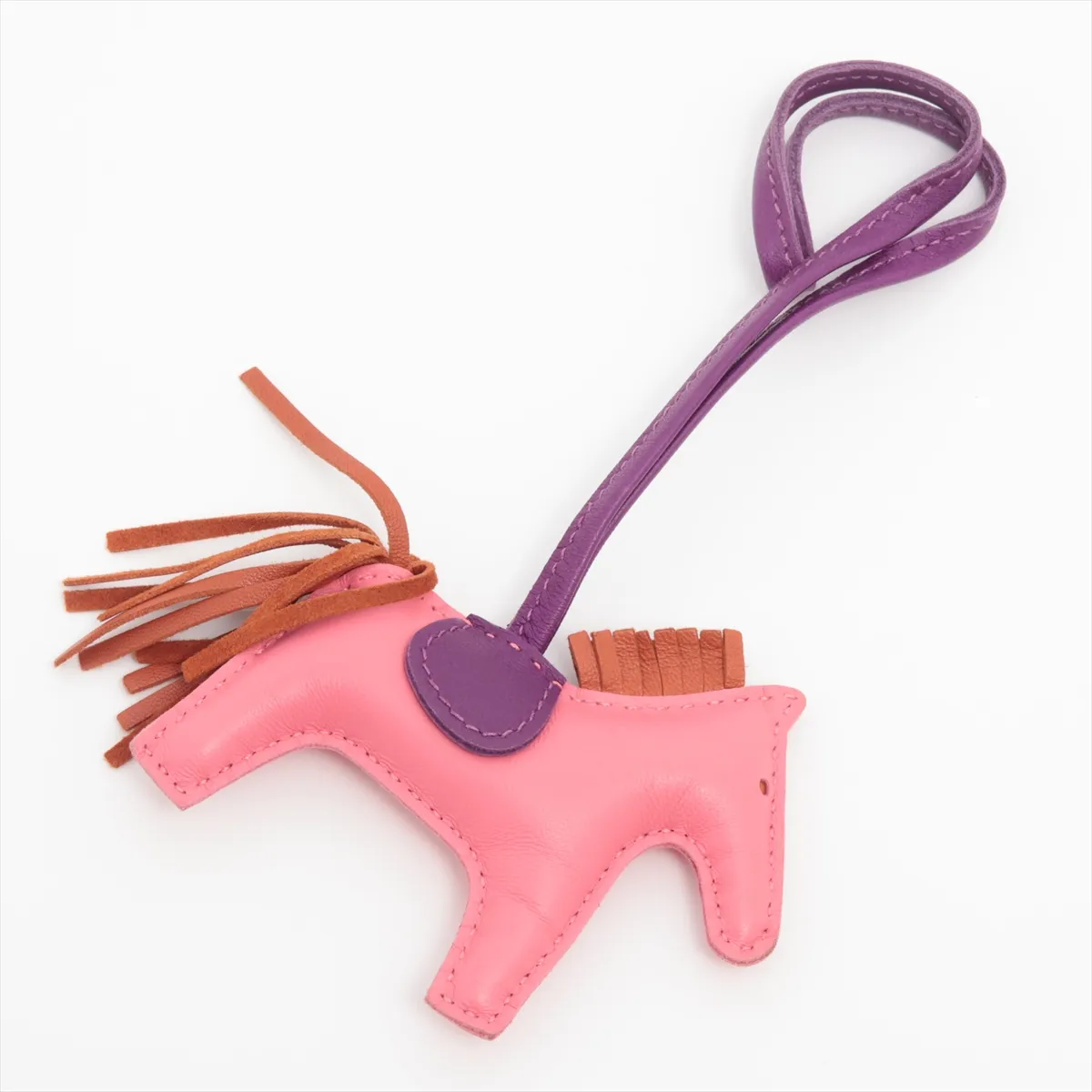 Rodeo Charm PM, Year: 2020. Charm in Agneau Milo pink. Shows signs of wear, — view 2