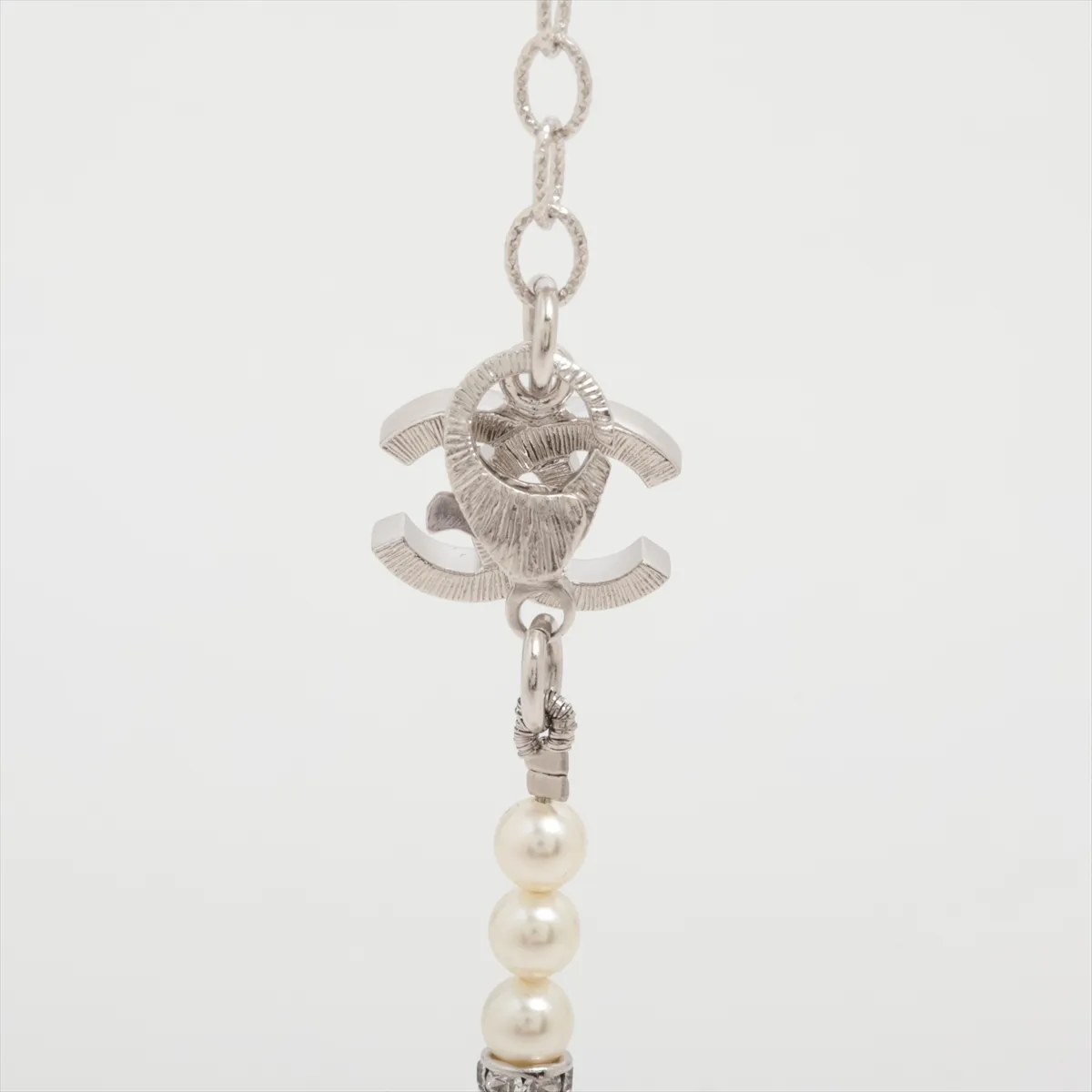 Coco Mark Clover B24K Necklace, GP x Rhinestone x Faux Pearl, Silver, — view 3
