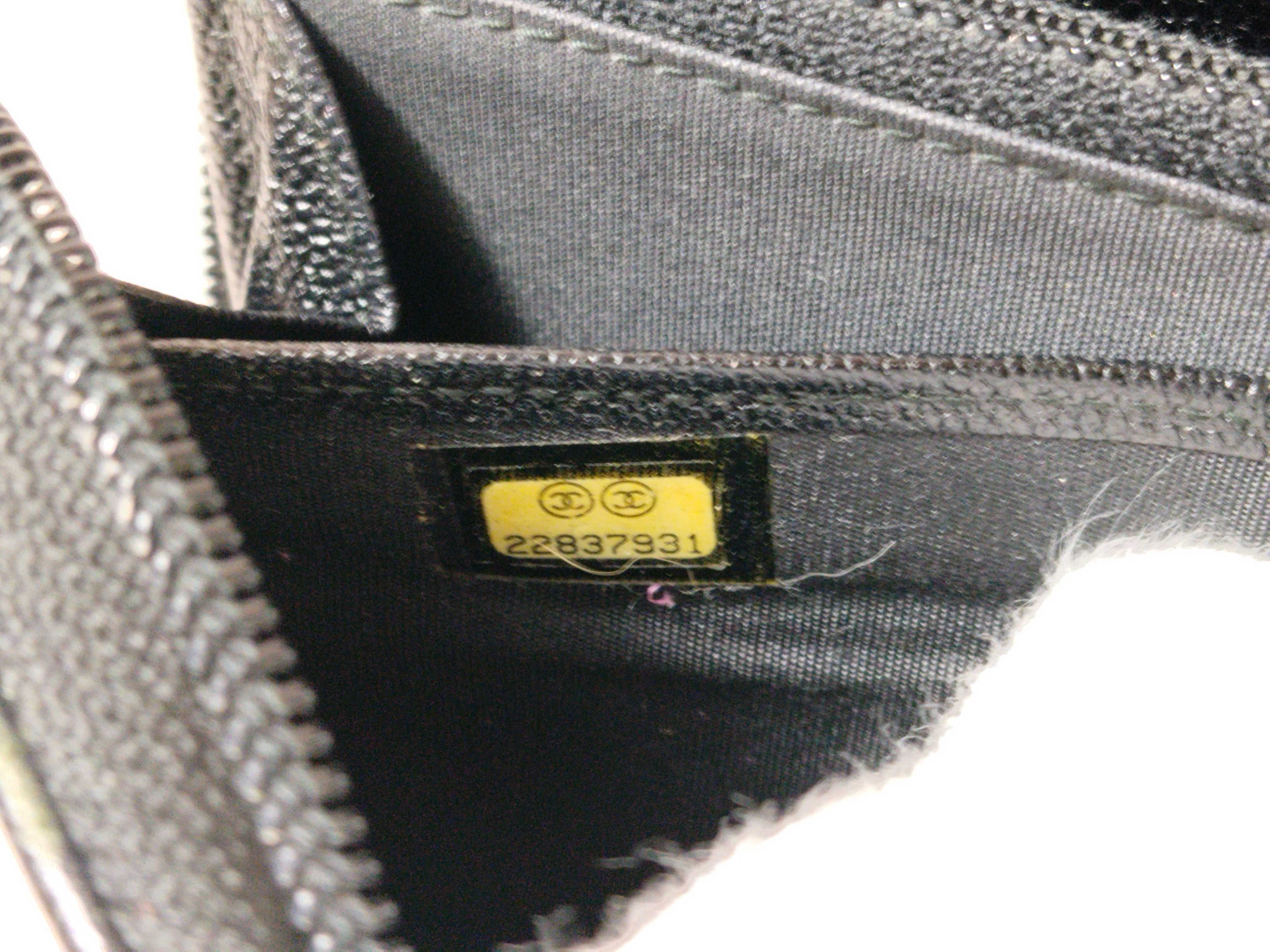 Coco Button/Caviar Skin/Round Zip/Long Wallet — view 14