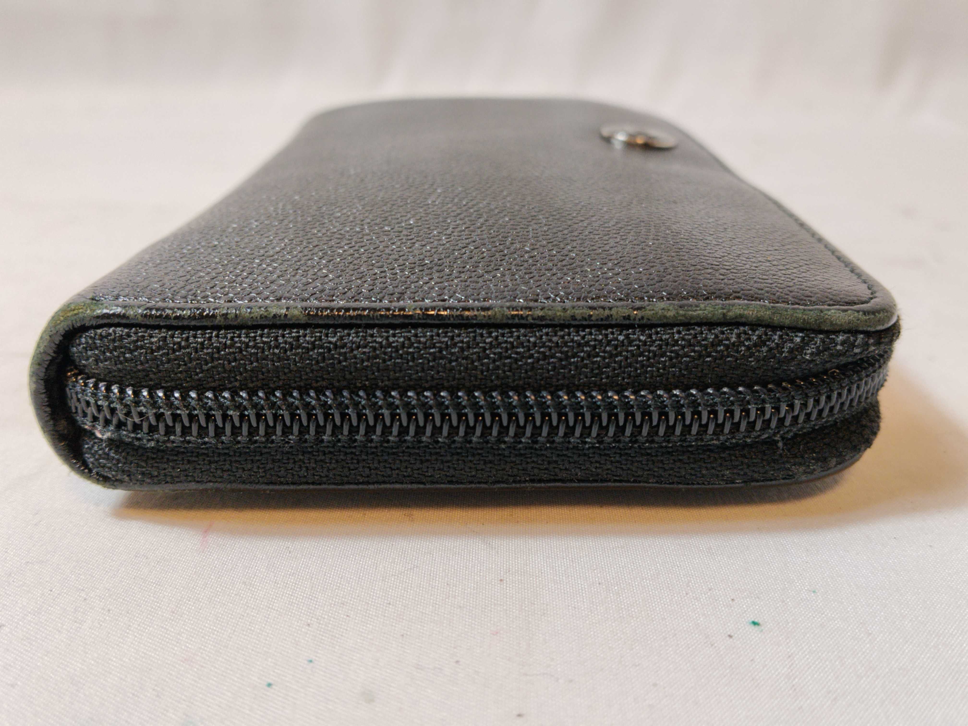 Coco Button/Caviar Skin/Round Zip/Long Wallet — view 5