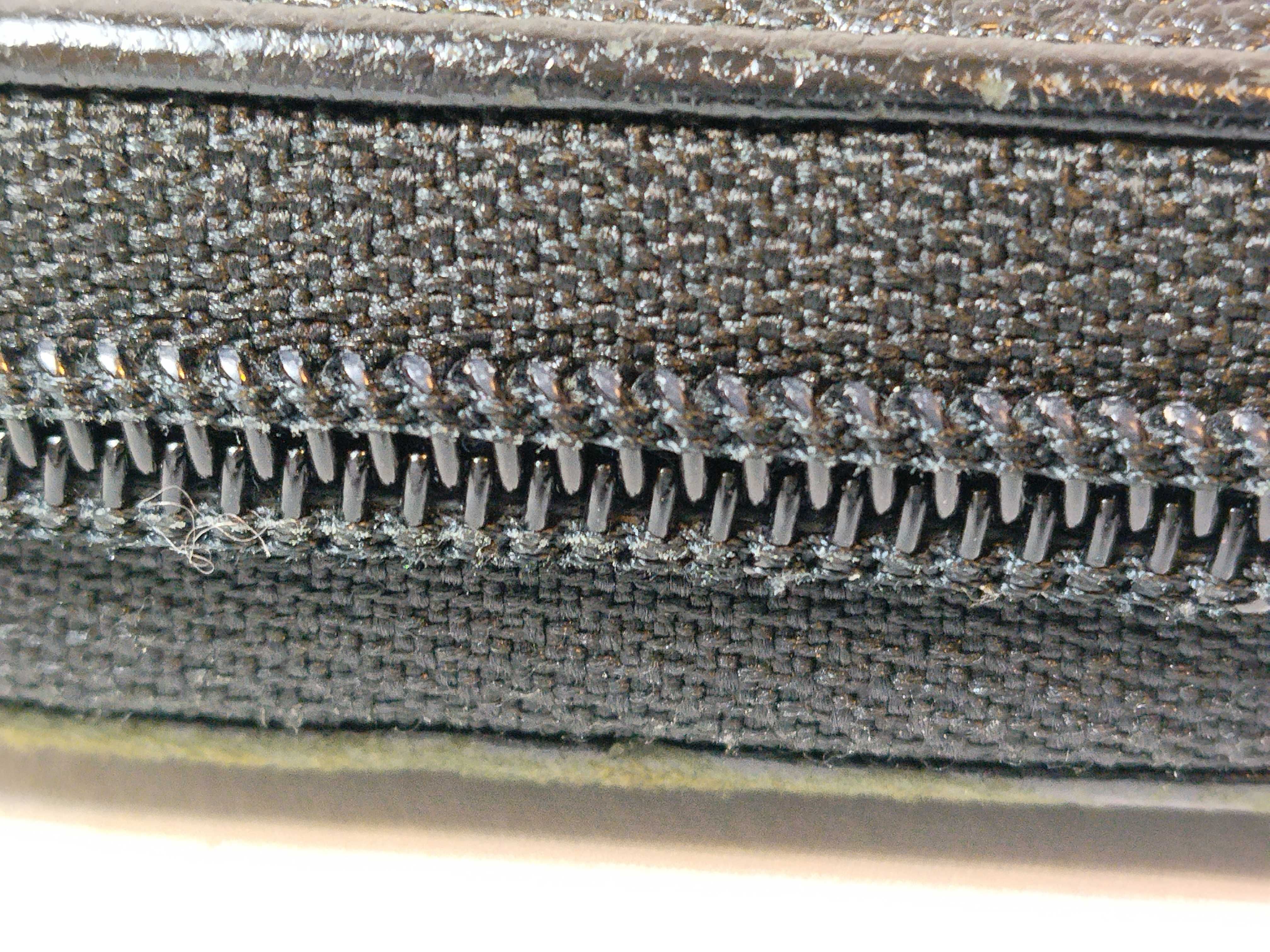 Coco Button/Caviar Skin/Round Zip/Long Wallet — view 8