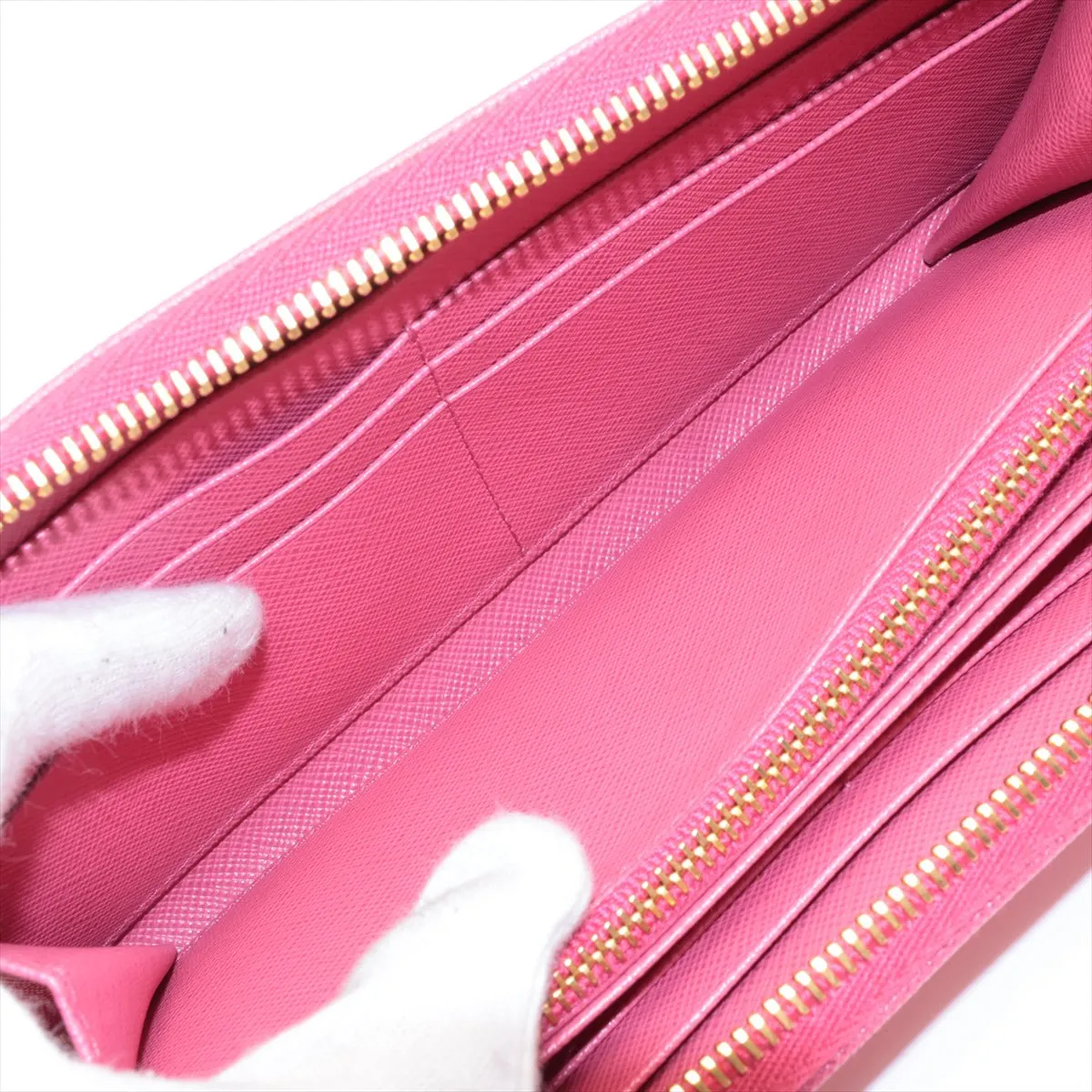 Saffiano Metal 1ML506 Leather Round Zip Wallet Pink — view 5