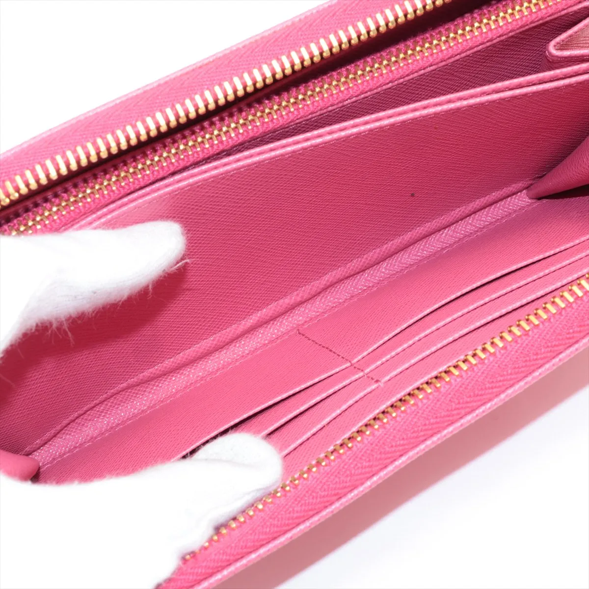 Saffiano Metal 1ML506 Leather Round Zip Wallet Pink — view 8