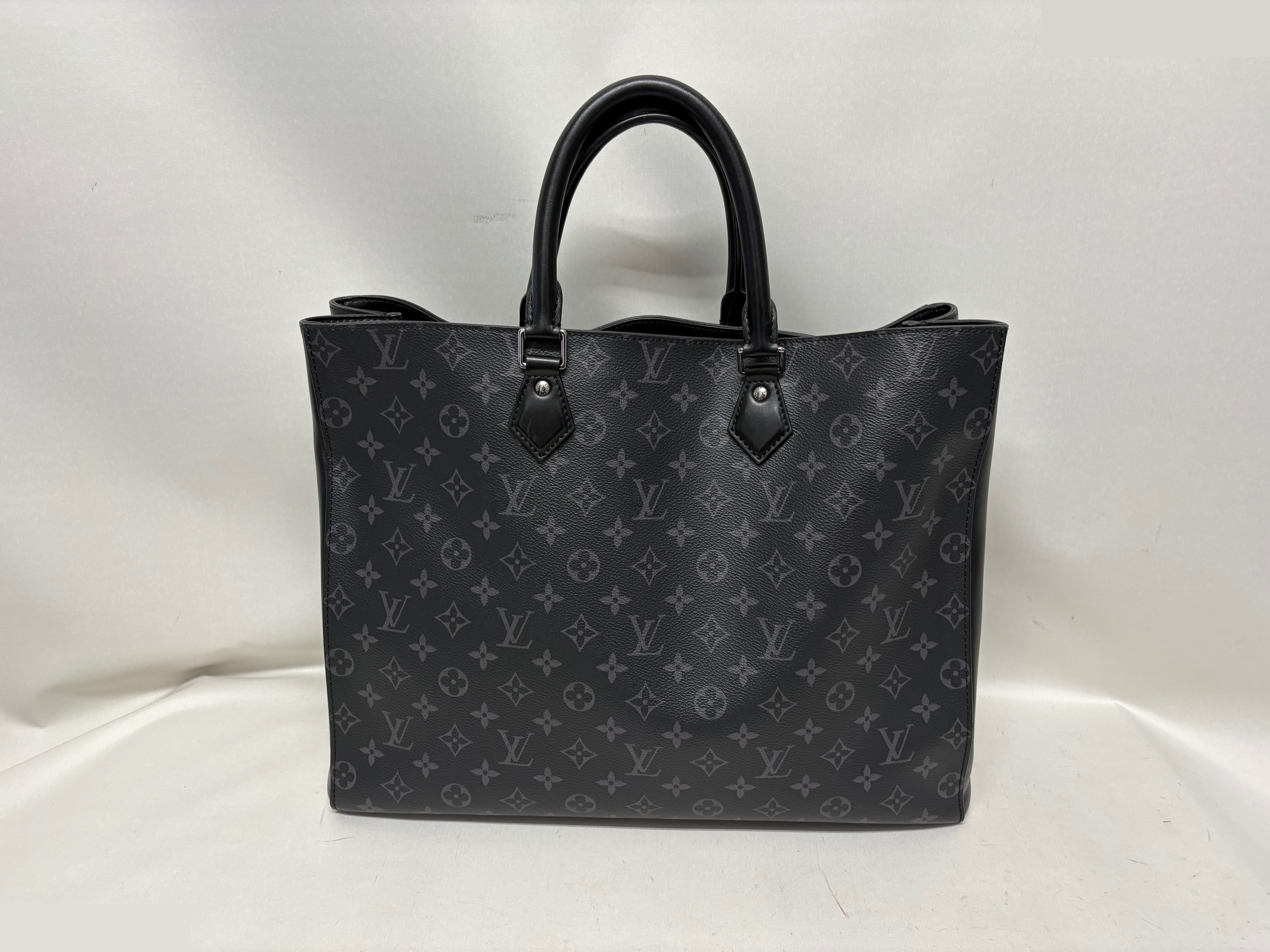 Grand Sac — view 2