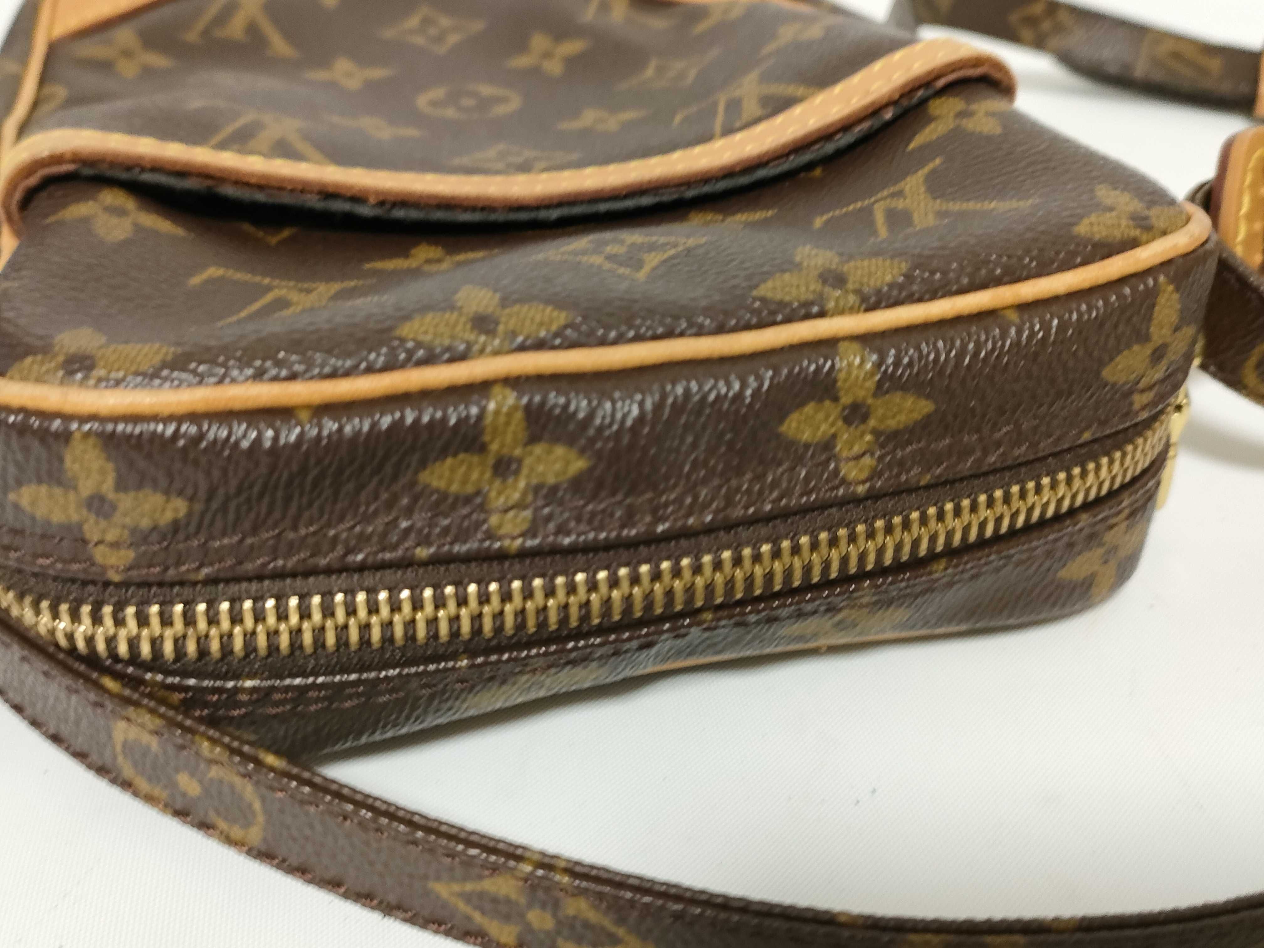 Monogram Vuitton Danube M45267 Shoulder Bag Monogram Shoulder Bag — view 6