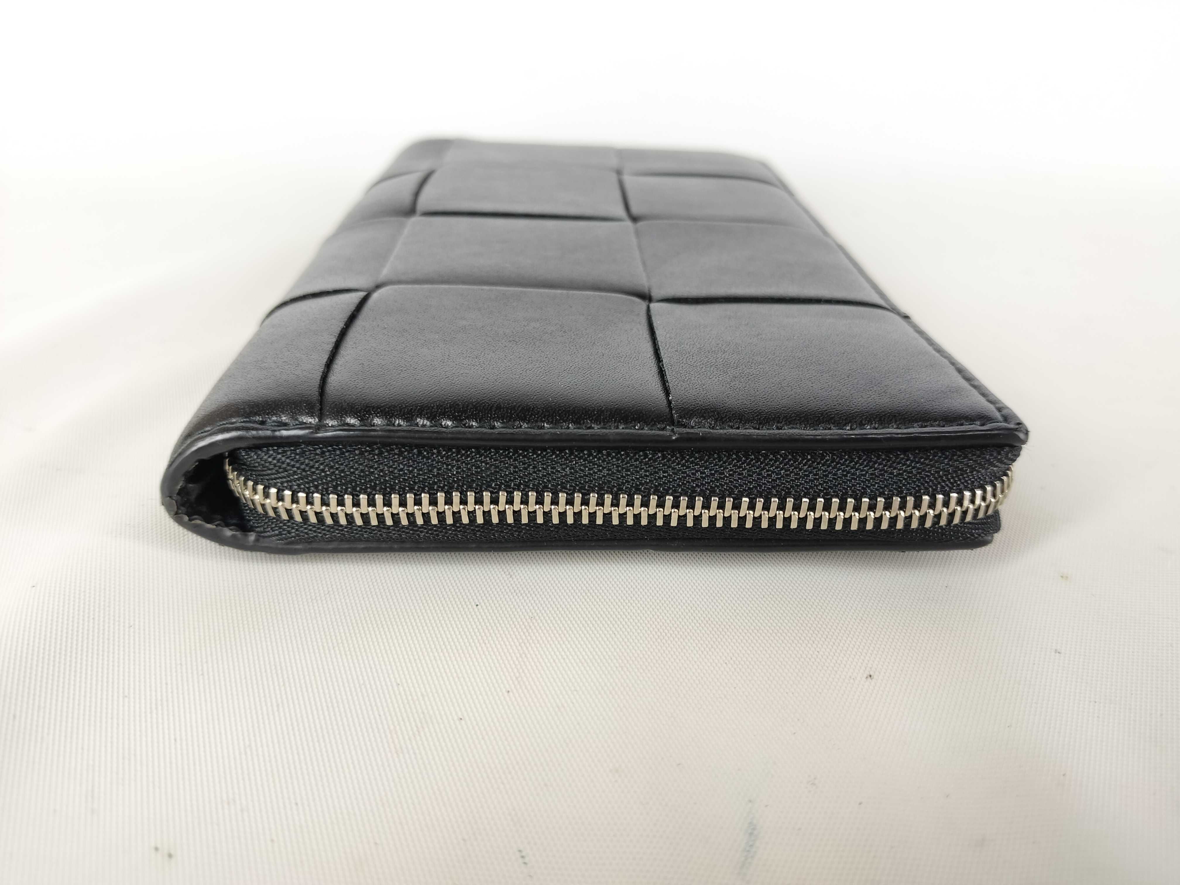 Maxi Intrecciato Cassette Zip Around Wallet — view 3