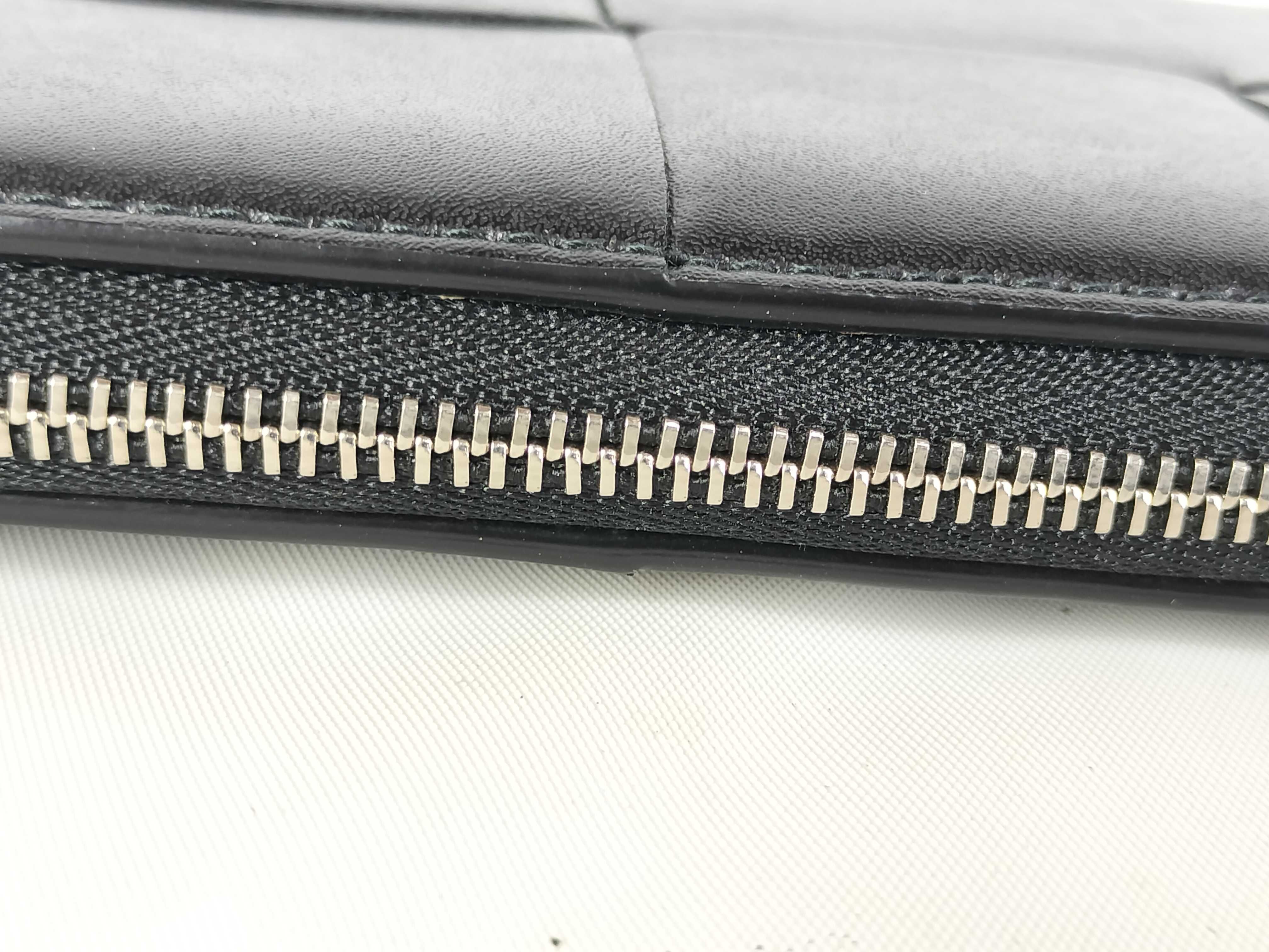 Maxi Intrecciato Cassette Zip Around Wallet — view 5