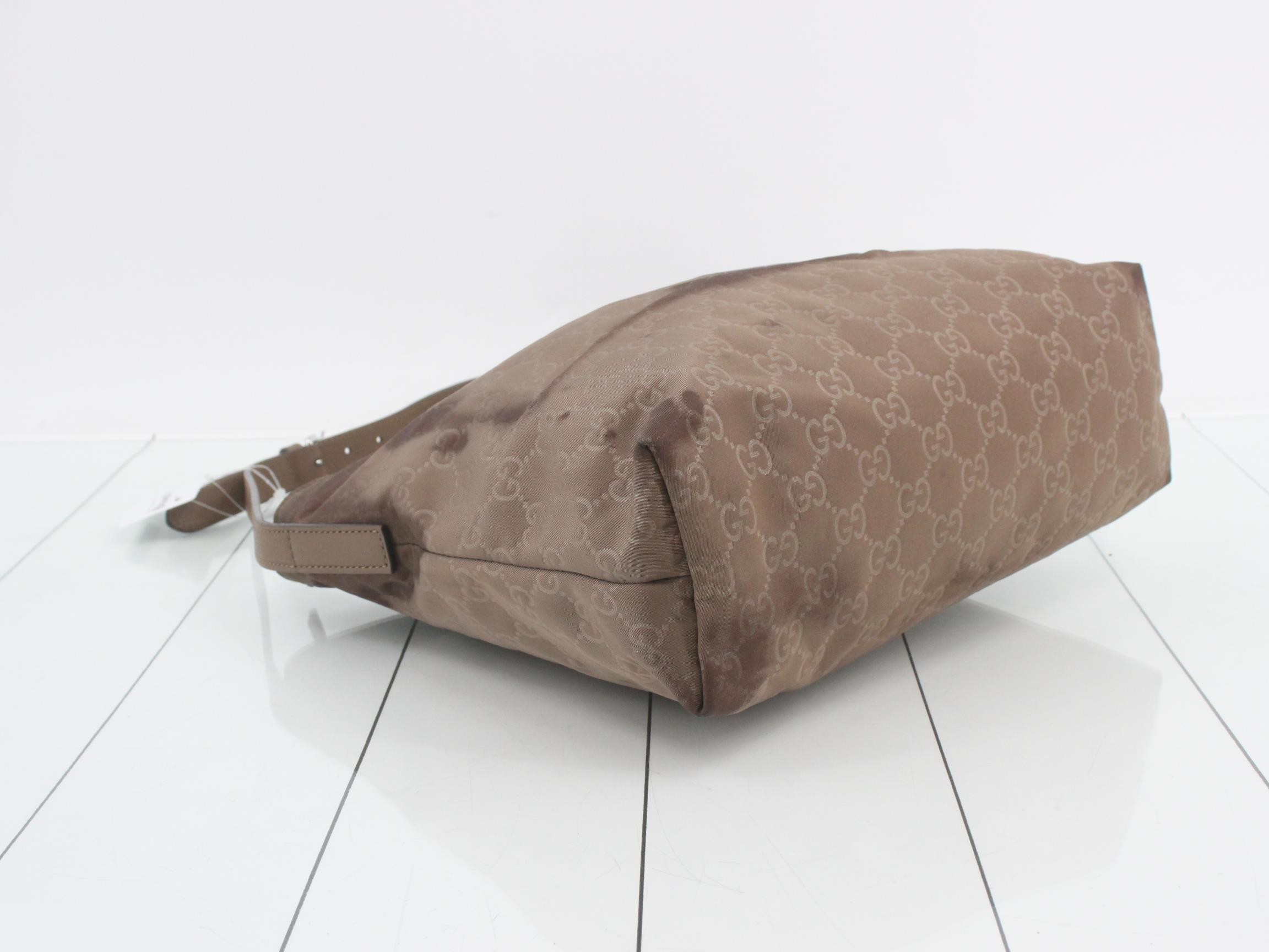 shoulder bag — view 5