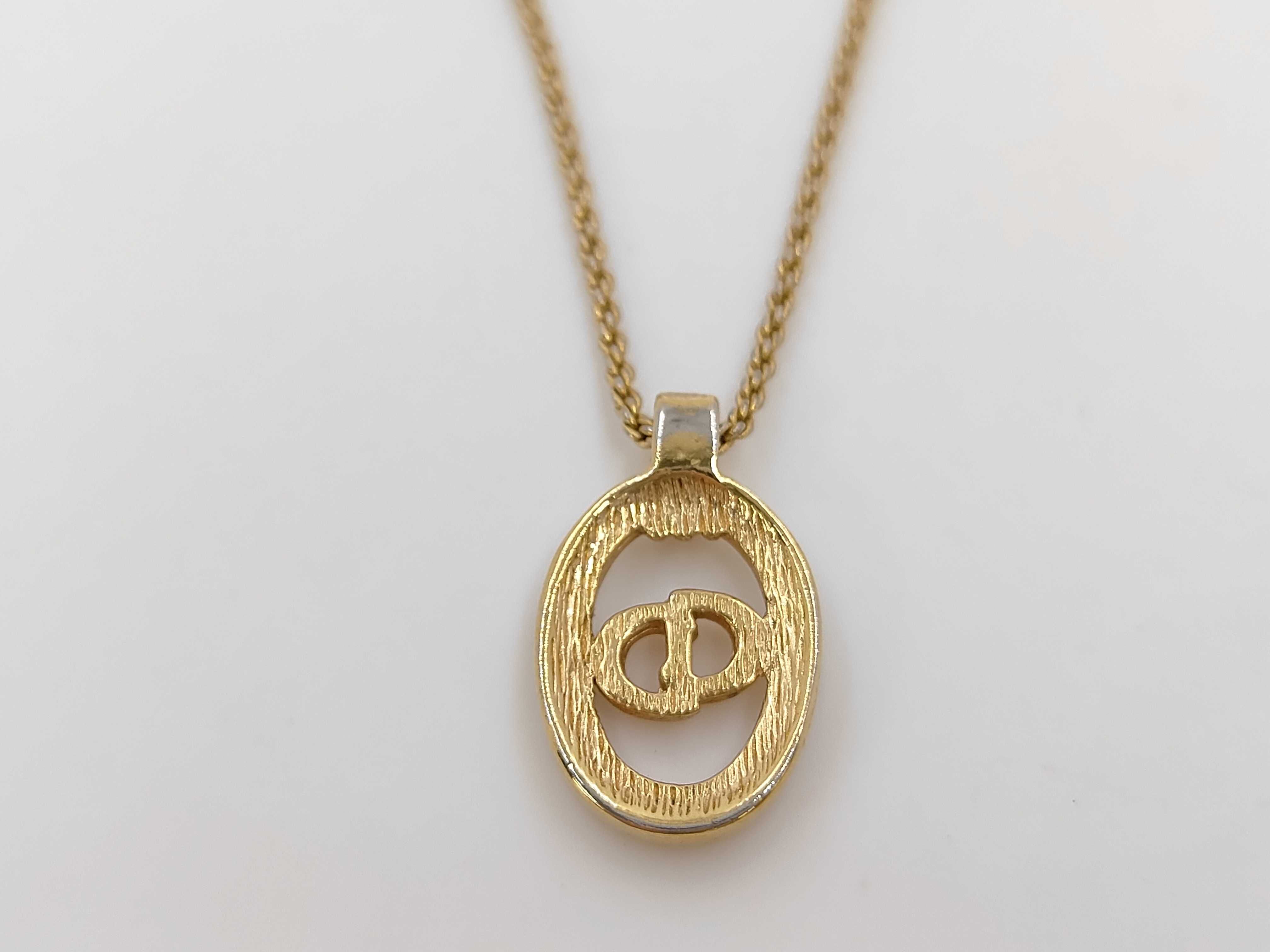 necklace — view 4