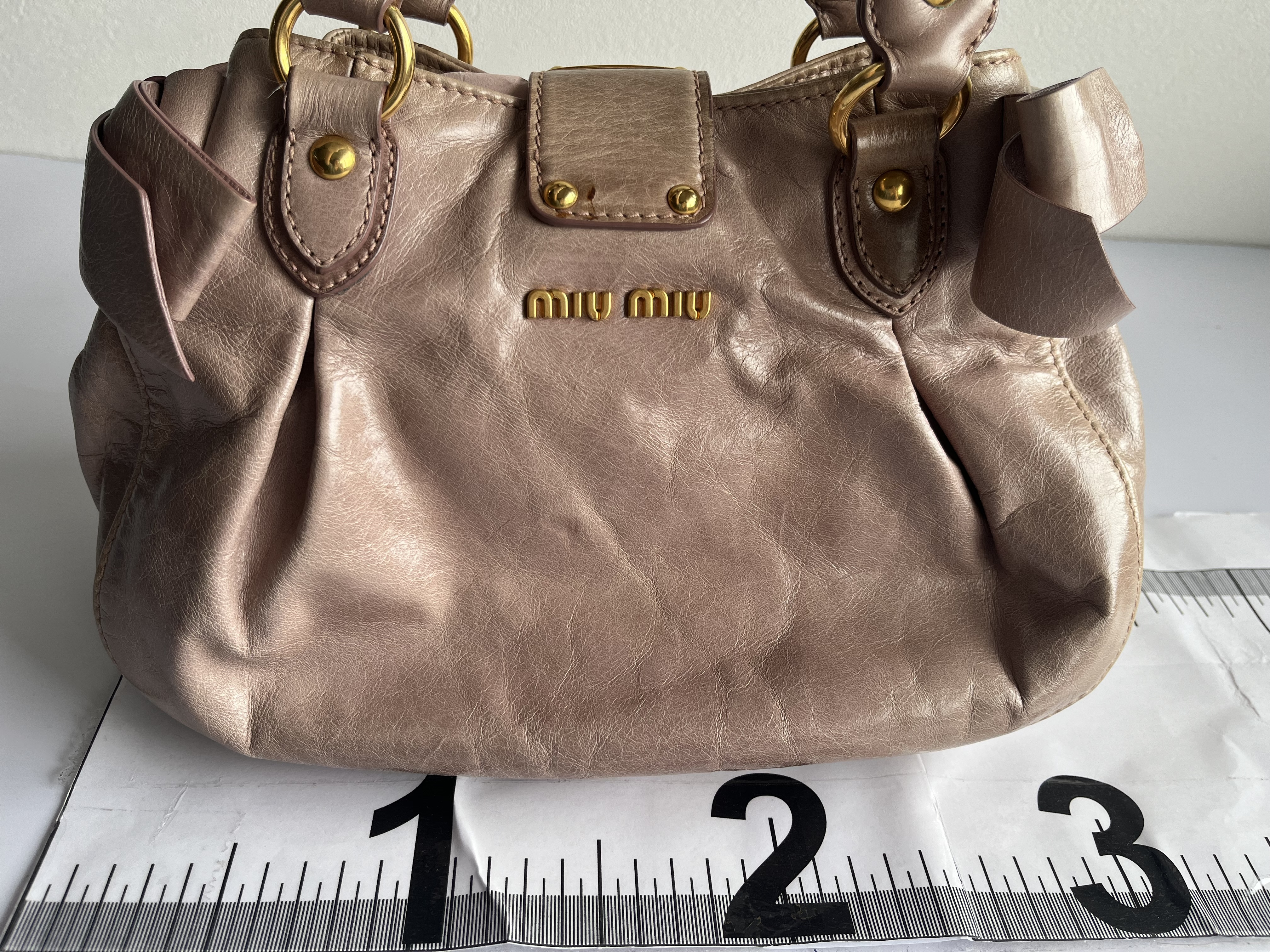 Vitello Luxe Pink Beige 2-Way Handbag with Shoulder Strap (Shoulder Bag) — view 3