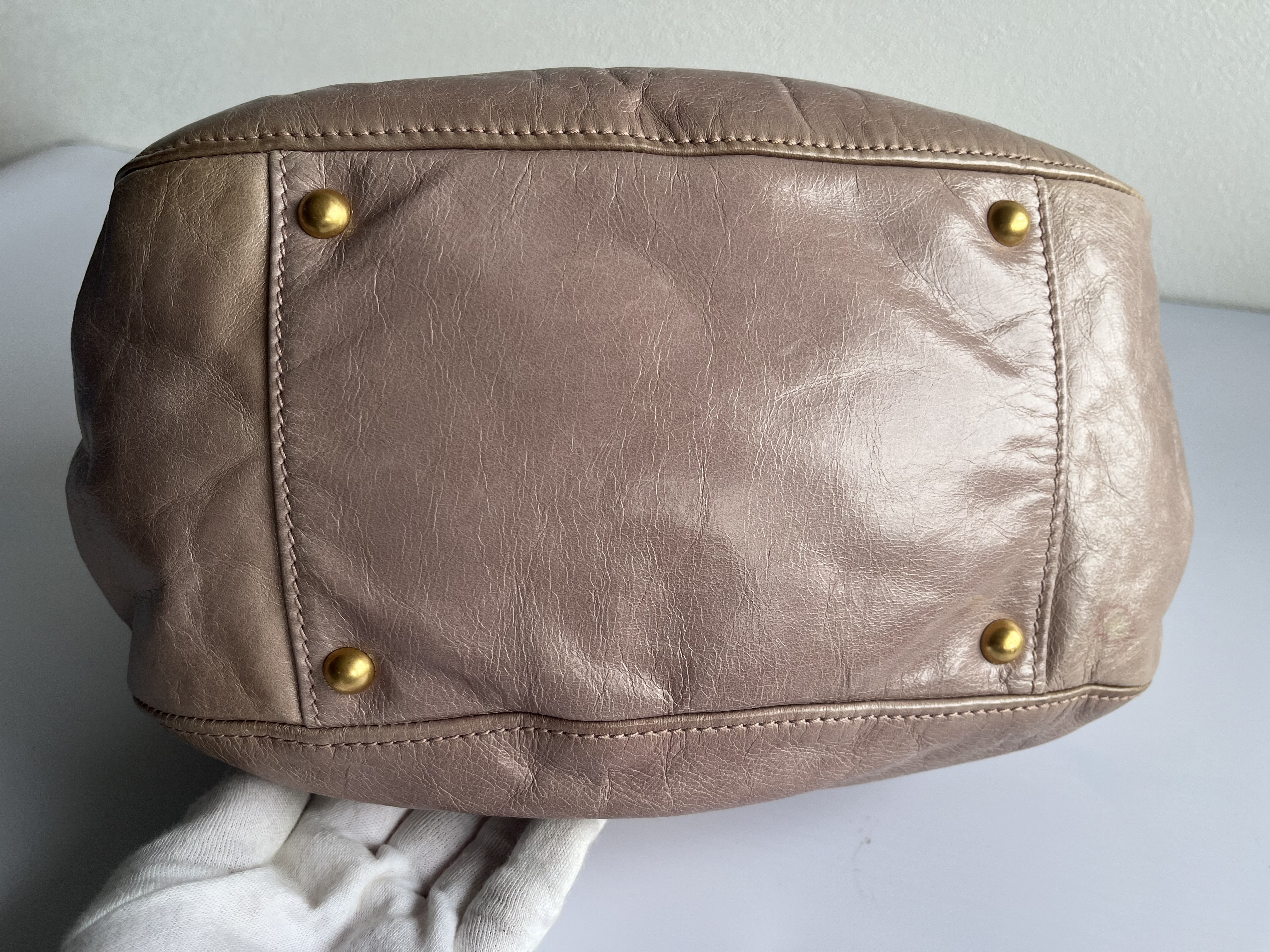 Vitello Luxe Pink Beige 2-Way Handbag with Shoulder Strap (Shoulder Bag) — view 4
