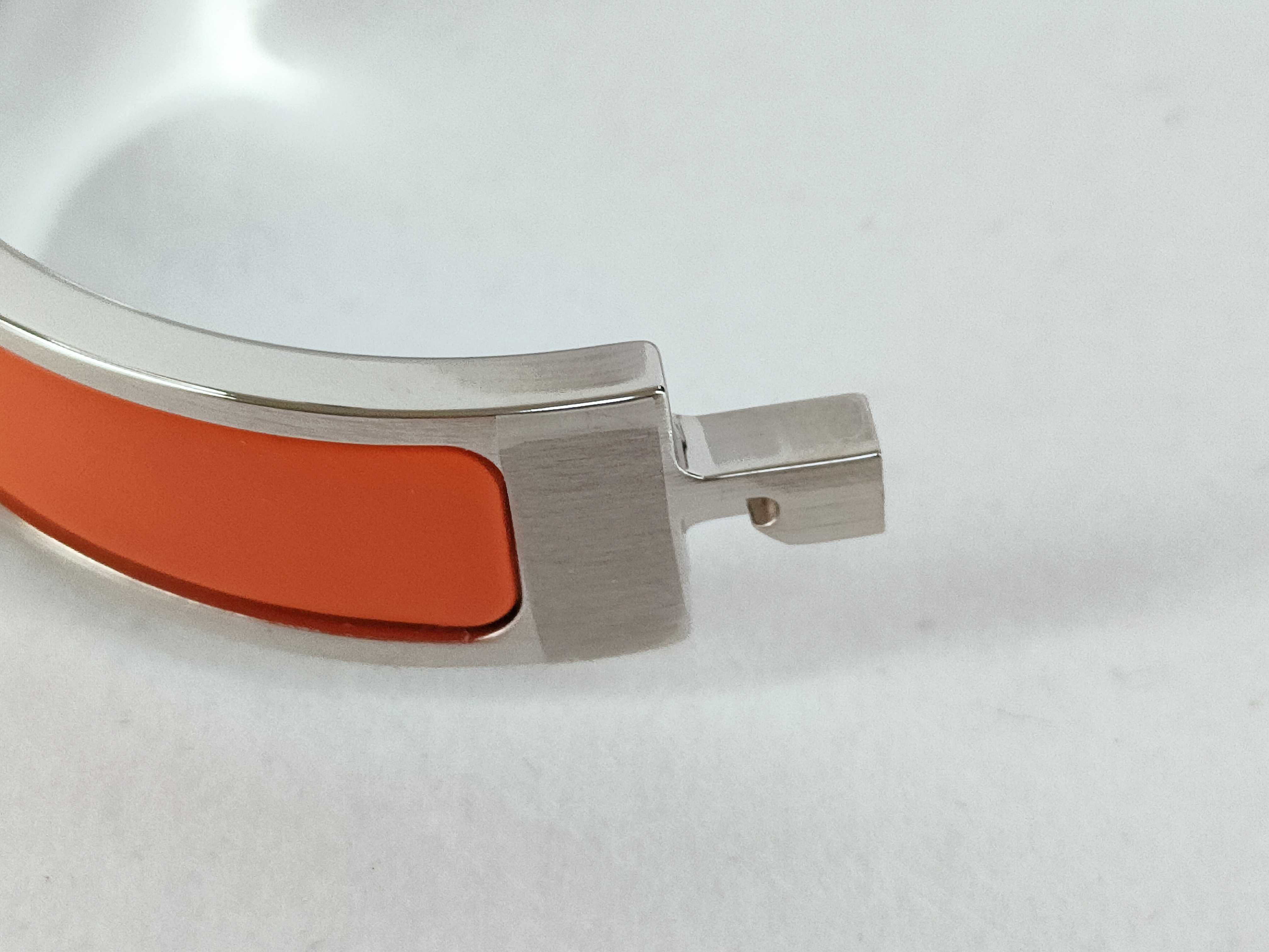 Click H Bangle, Silver x Orange, Bracelet/Bangle — view 9