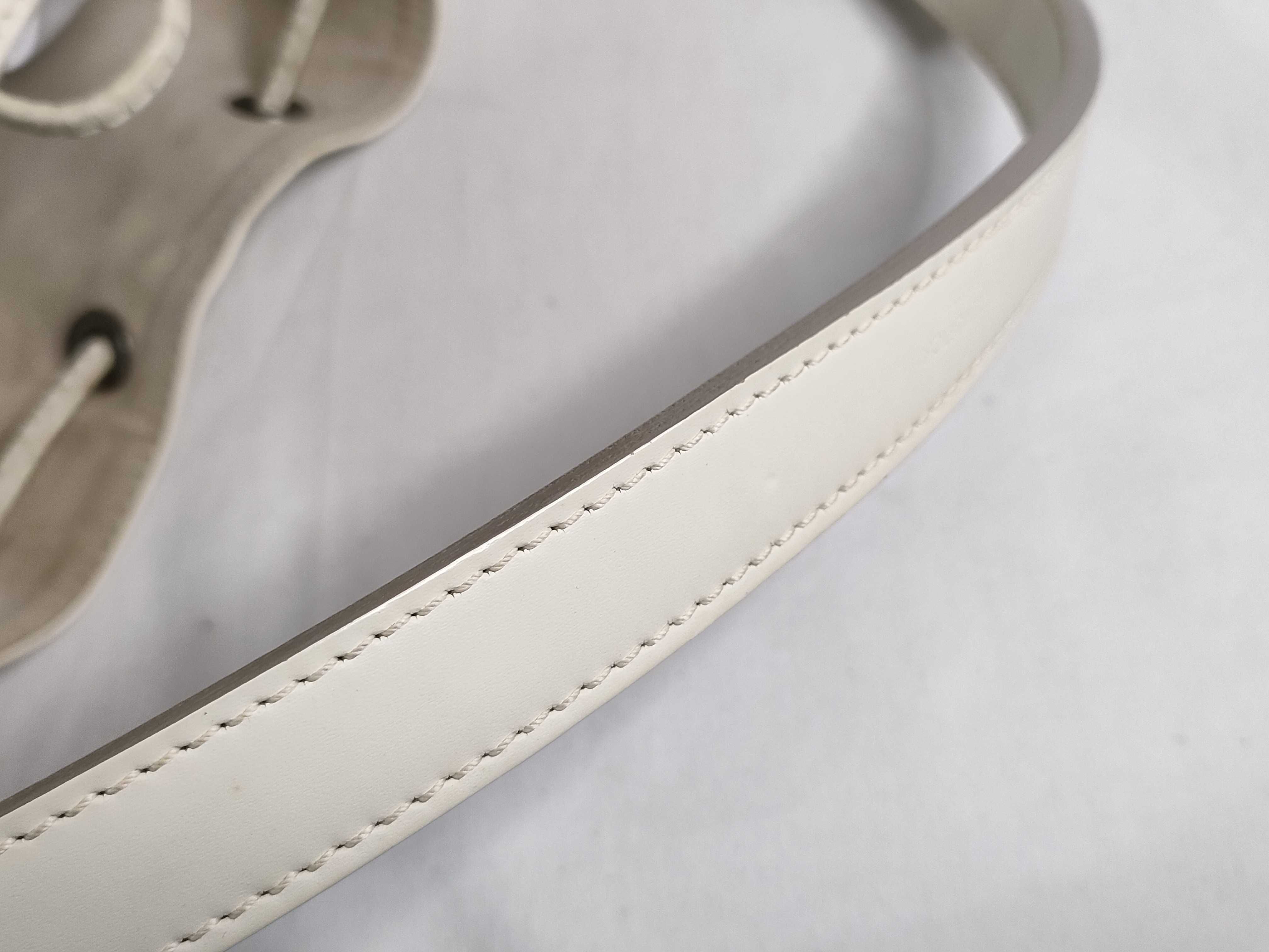 Epi PH- Petit Noe Bucket Bag White Epi Leather Shoulder Bag — view 4