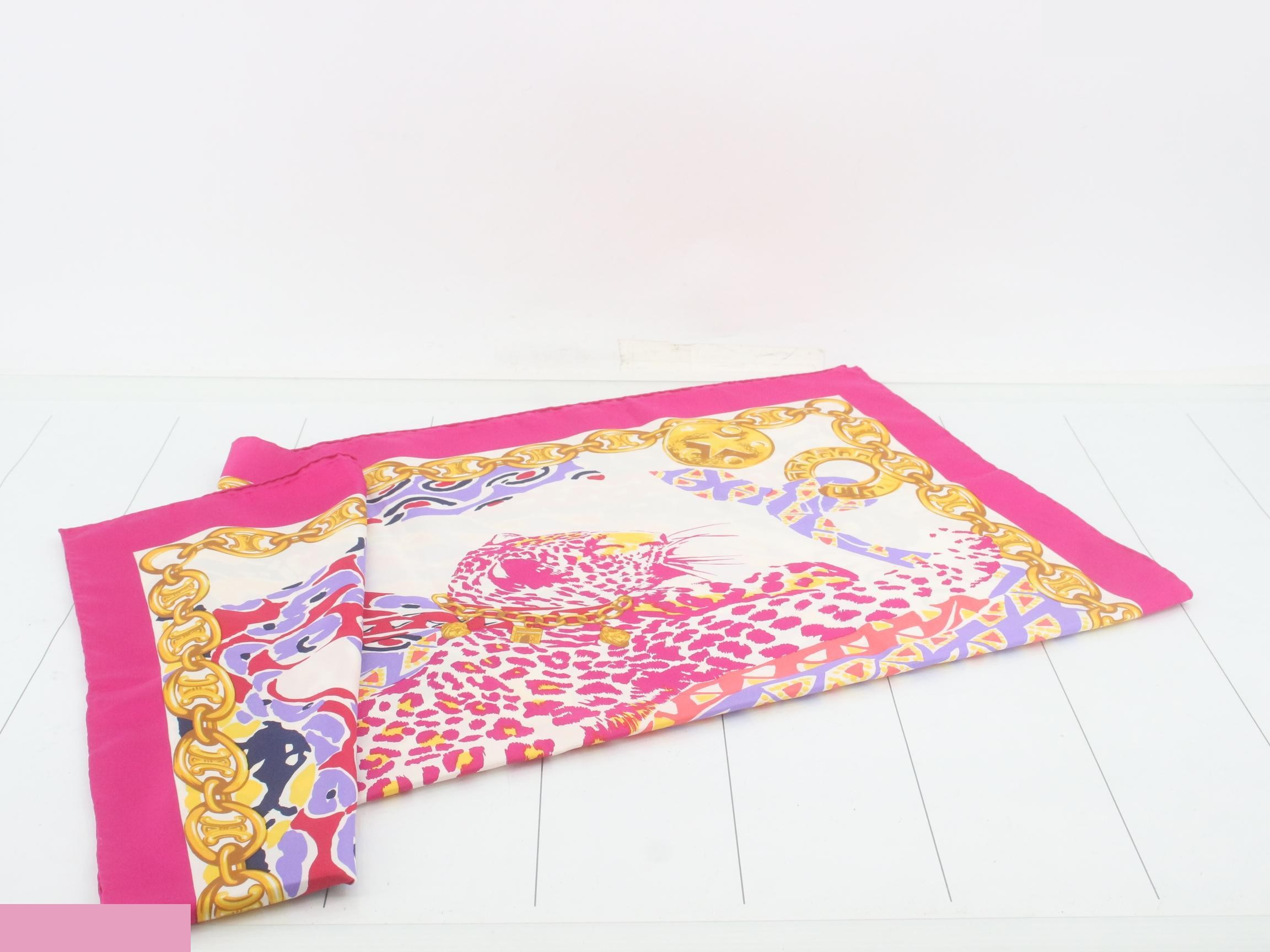 scarf — view 3