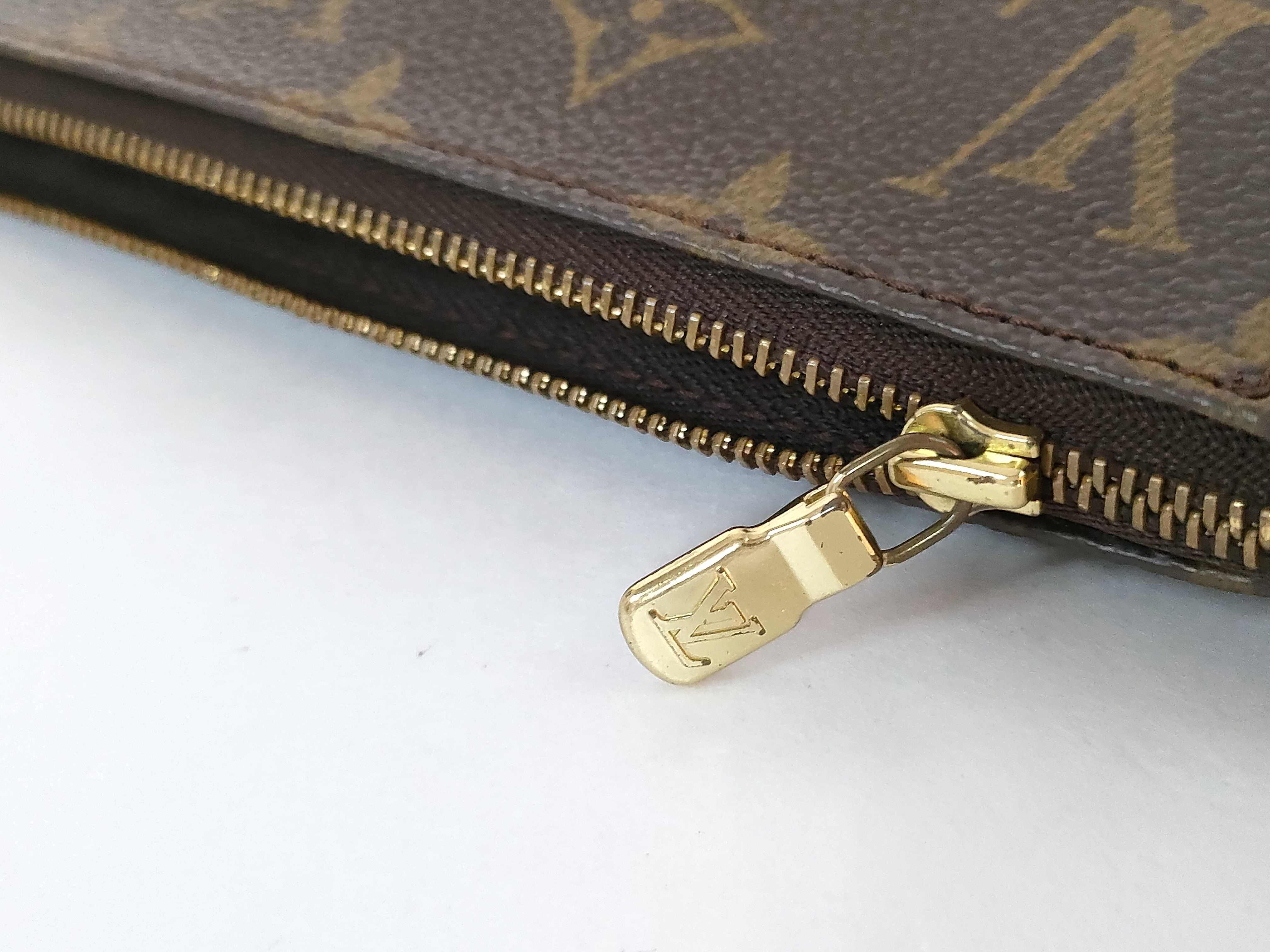 Monogram Pochette Accessoires M51980 Pouch — view 11