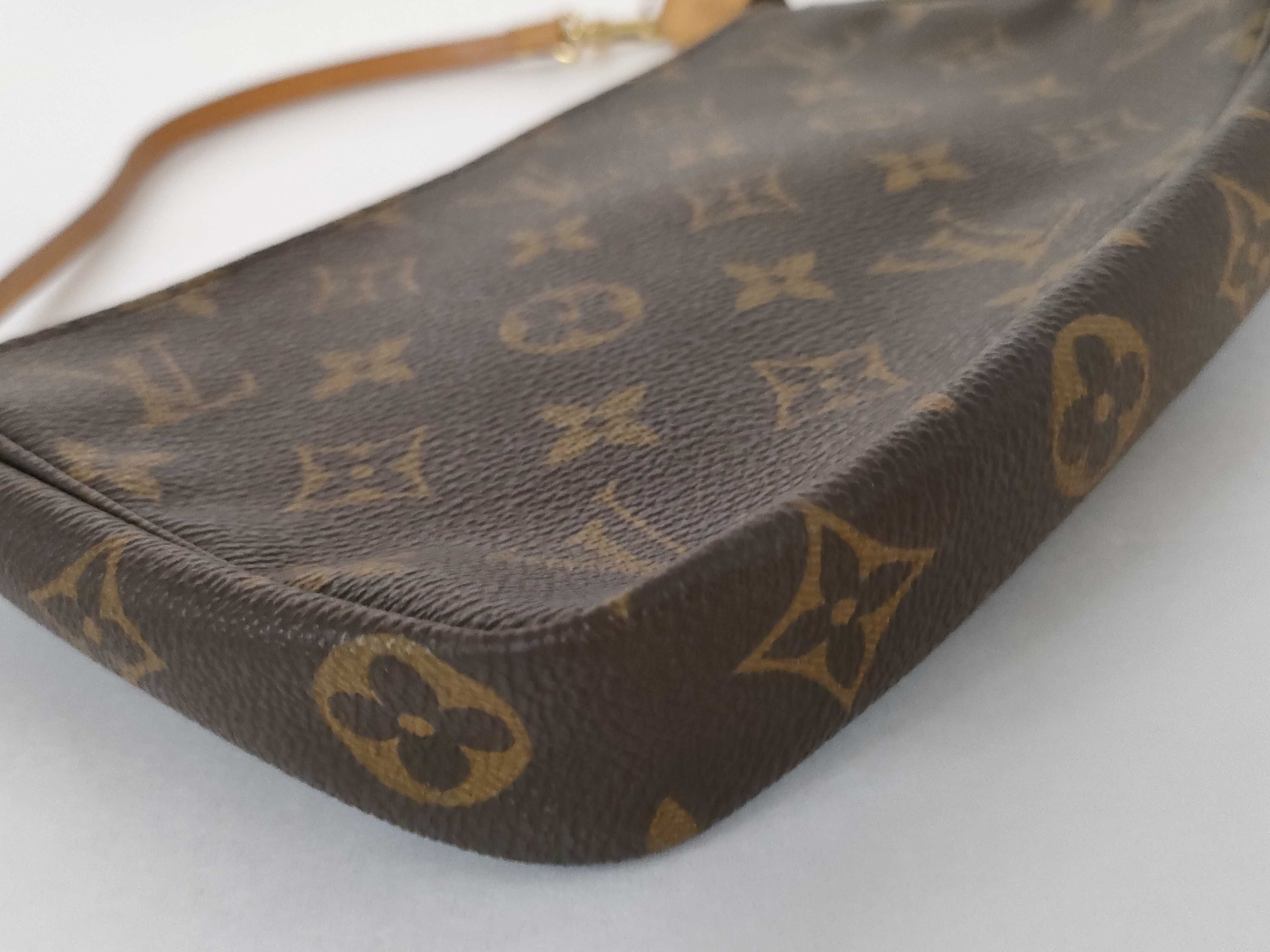 Monogram Pochette Accessoires M51980 Pouch — view 6
