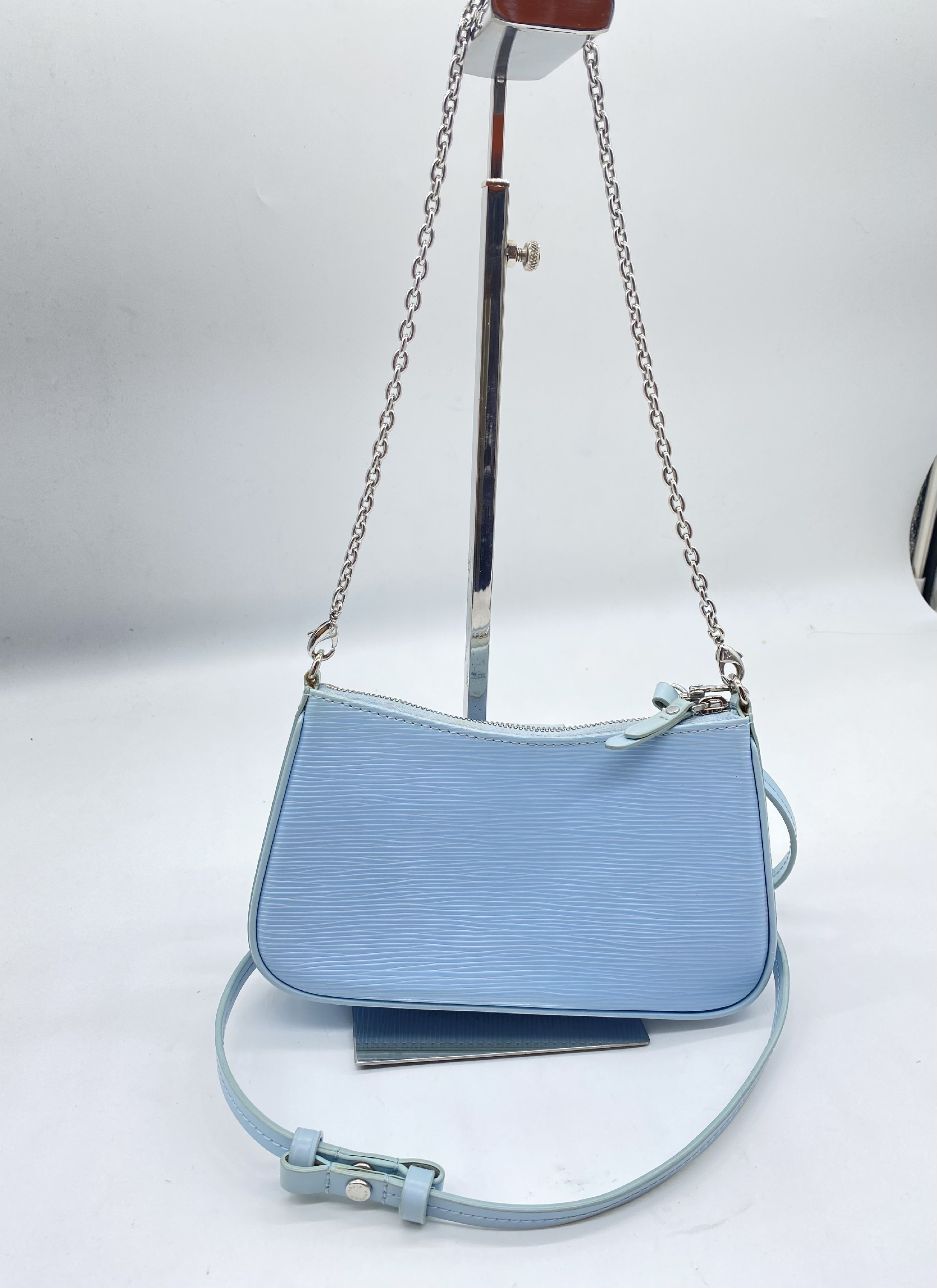 Epi Easy Pouch M80480 CA1211 Shoulder Bag — view 2