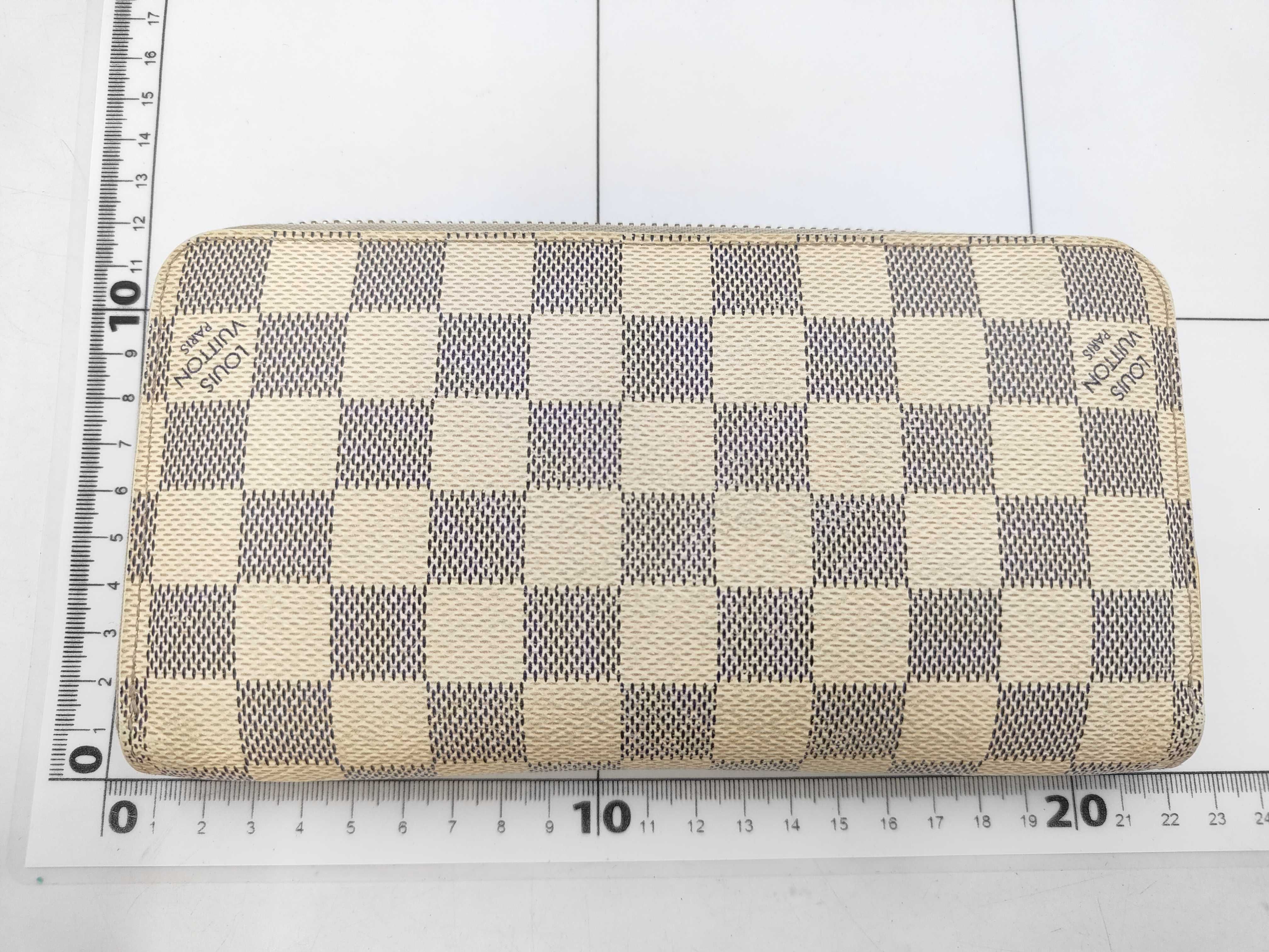 Damier Azur Zippy Wallet — view 2