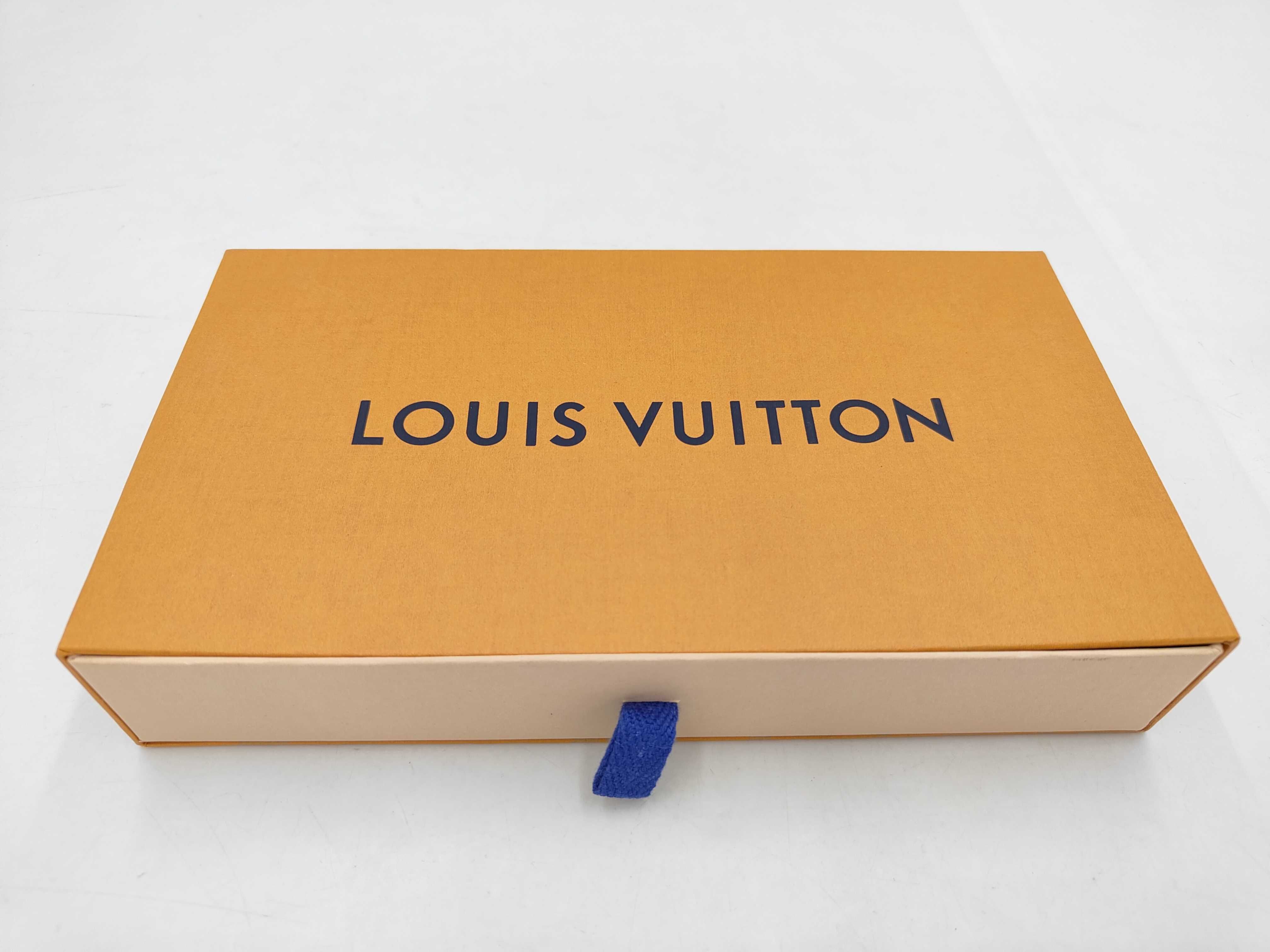 Damier Azur Zippy Wallet — view 13
