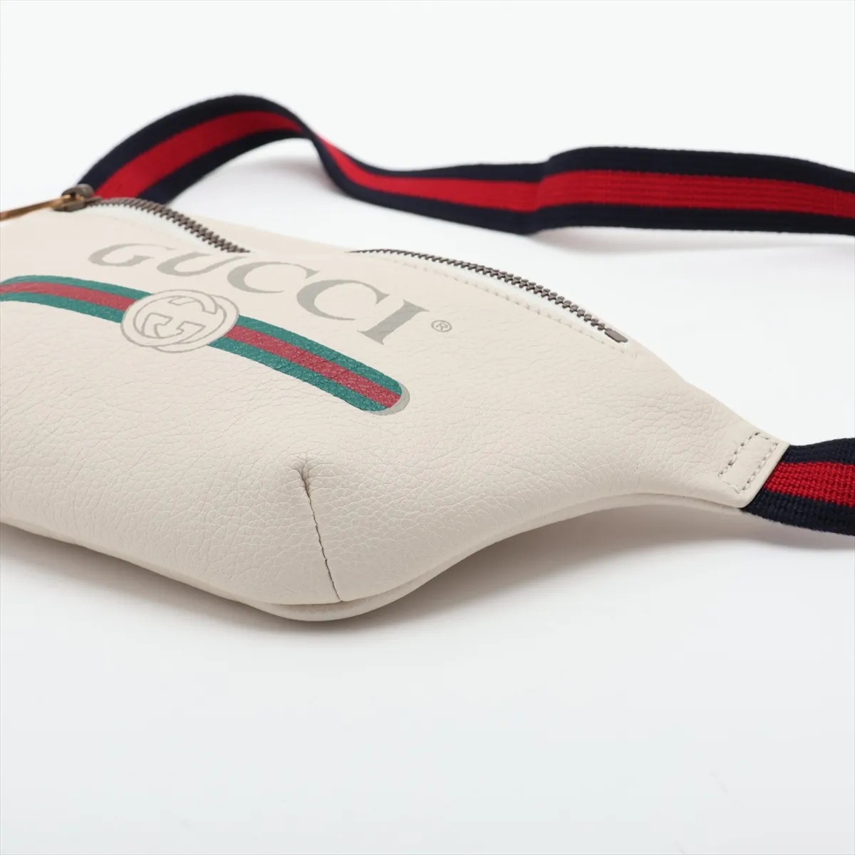 logo print 527792 leather body bag, white — view 3