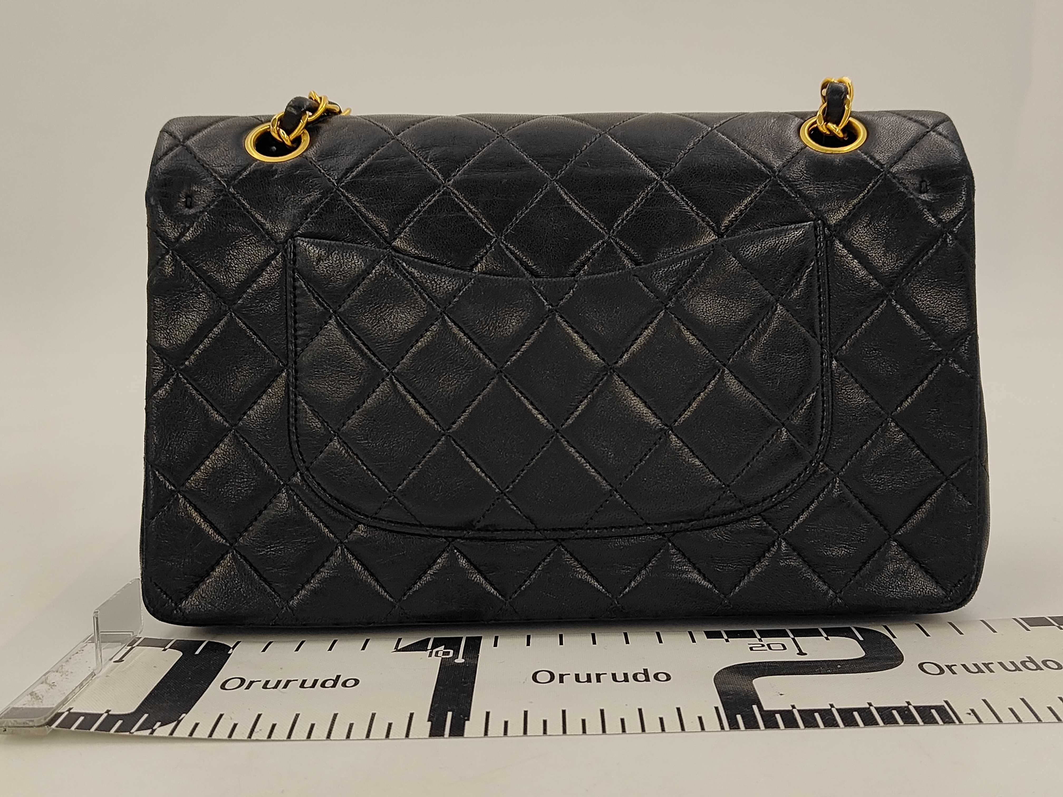 Lambskin Double Flap Chain Shoulder Bag Matelassé 25 Shoulder Bag — view 2