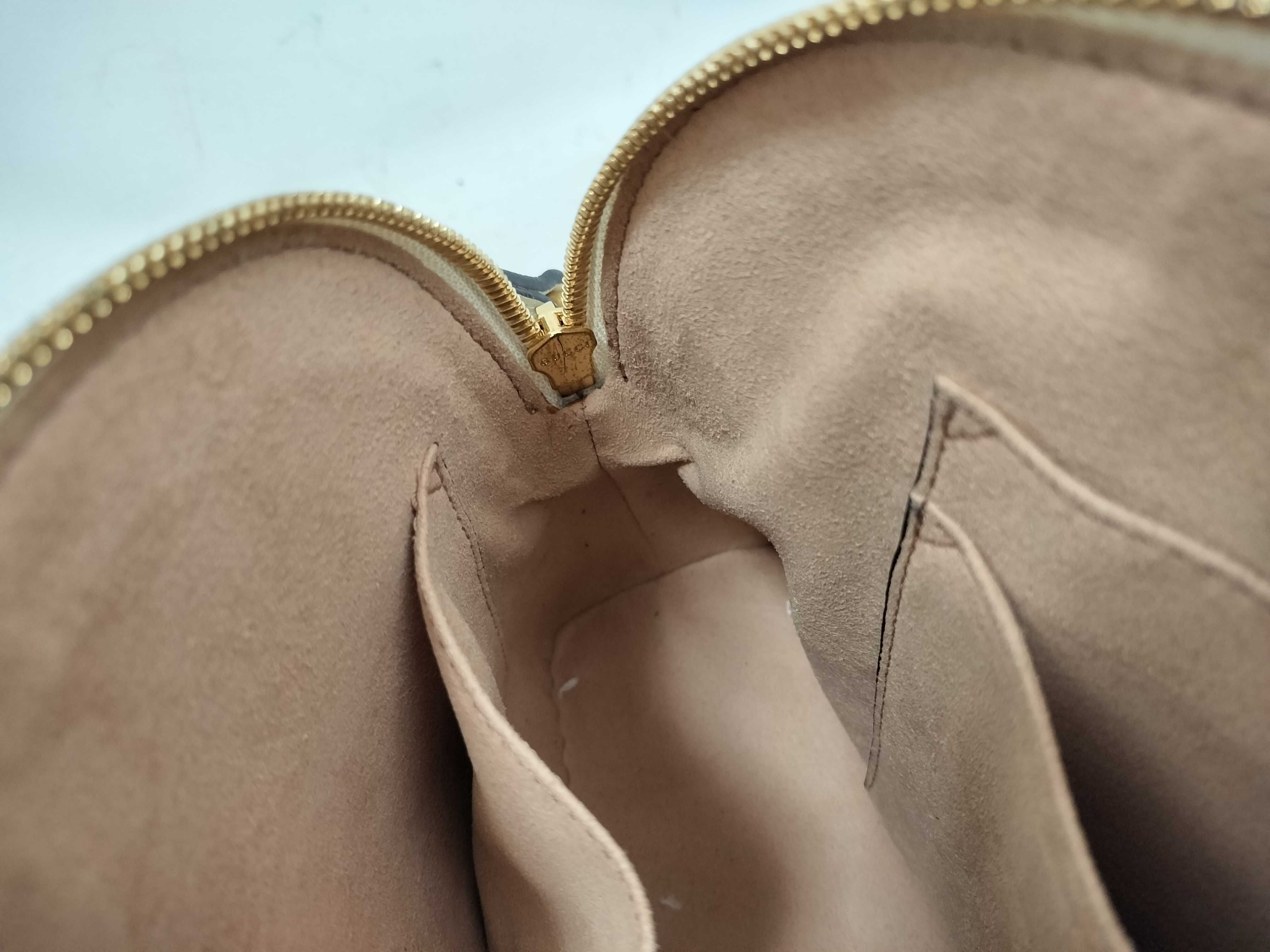 Shoulder Bag — view 9