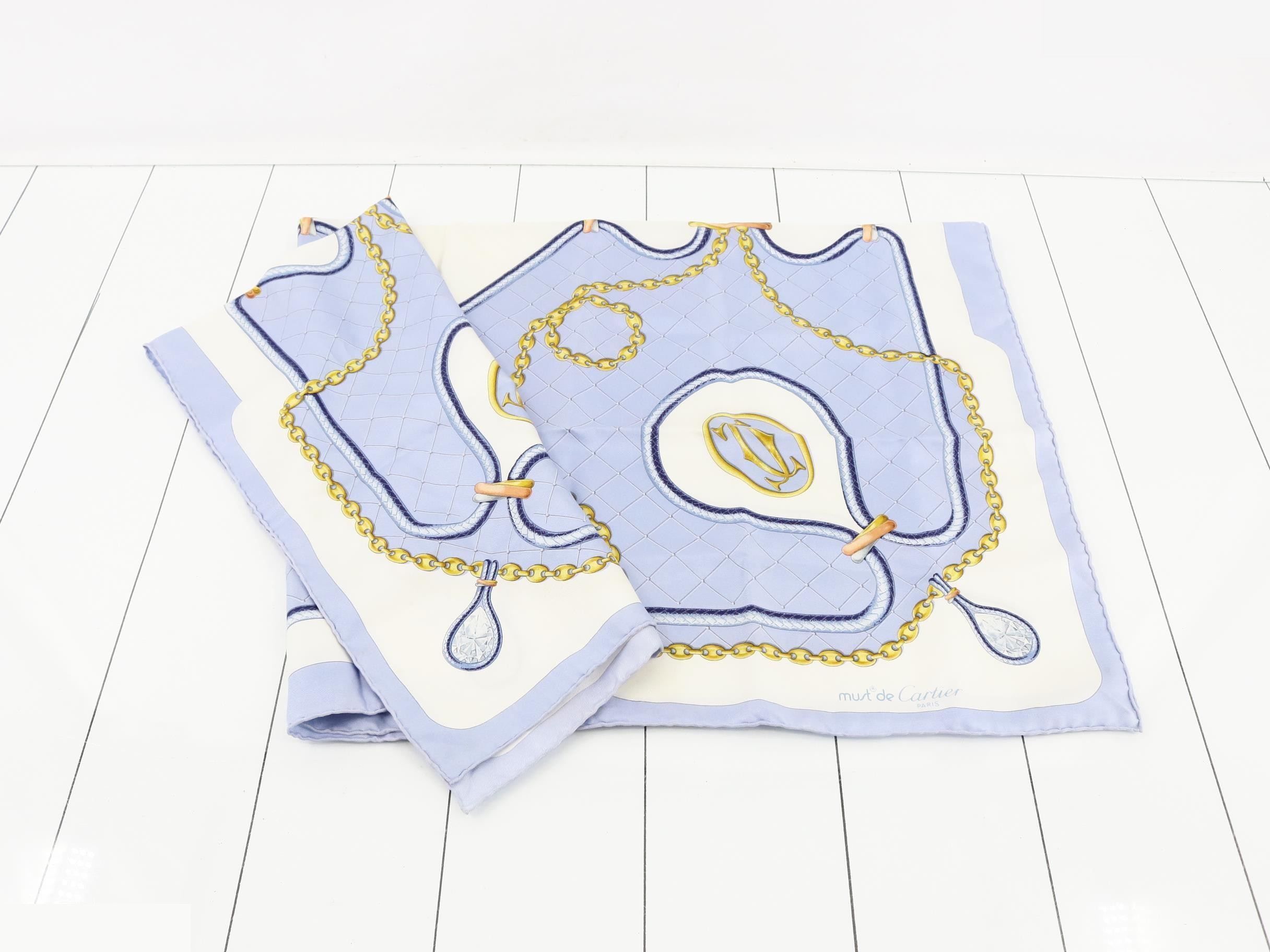 Other lines: Small items, accessories, scarves — view 3