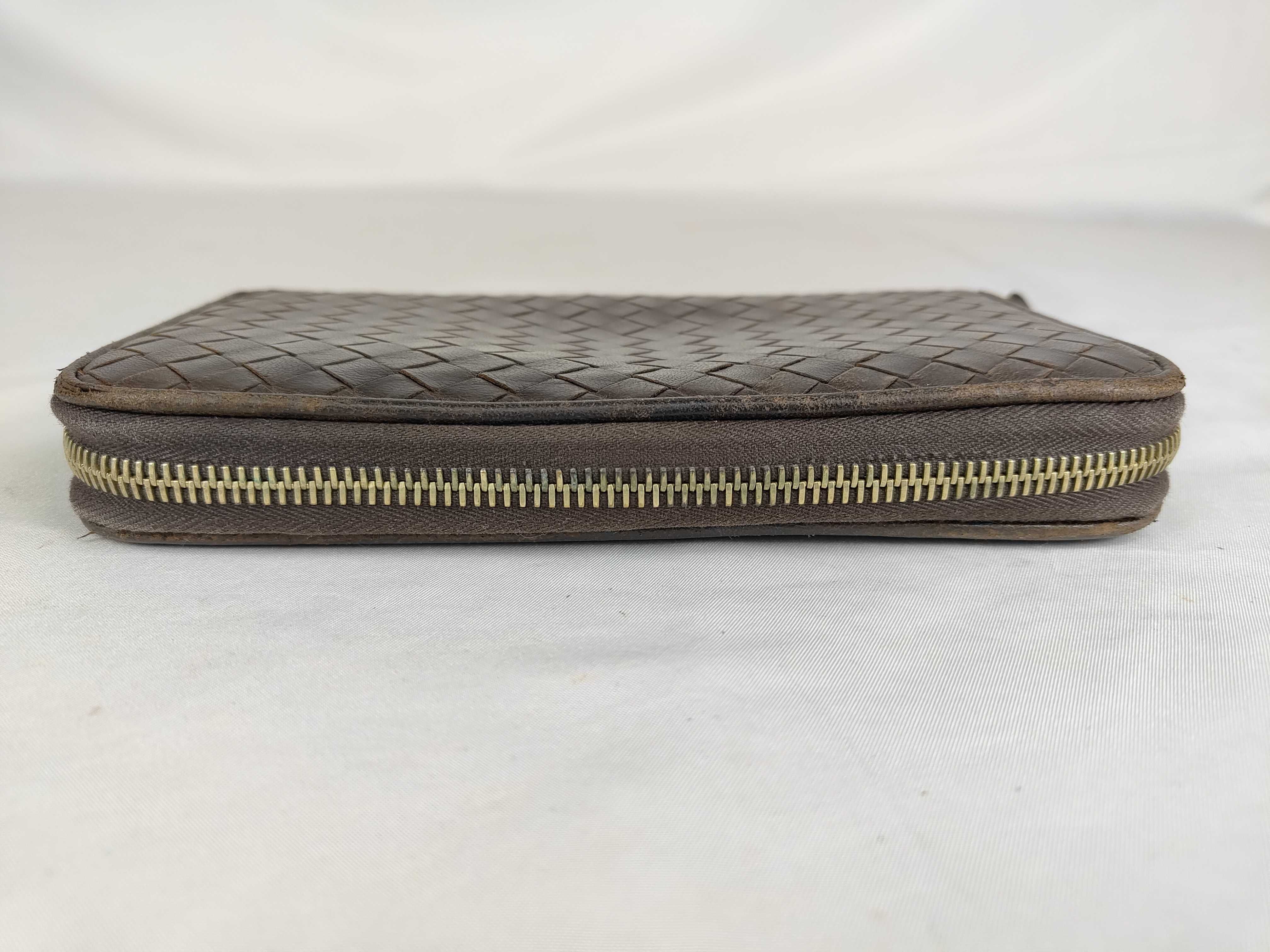 Intrecciato Round Zipper Leather Wallet, Brown — view 6