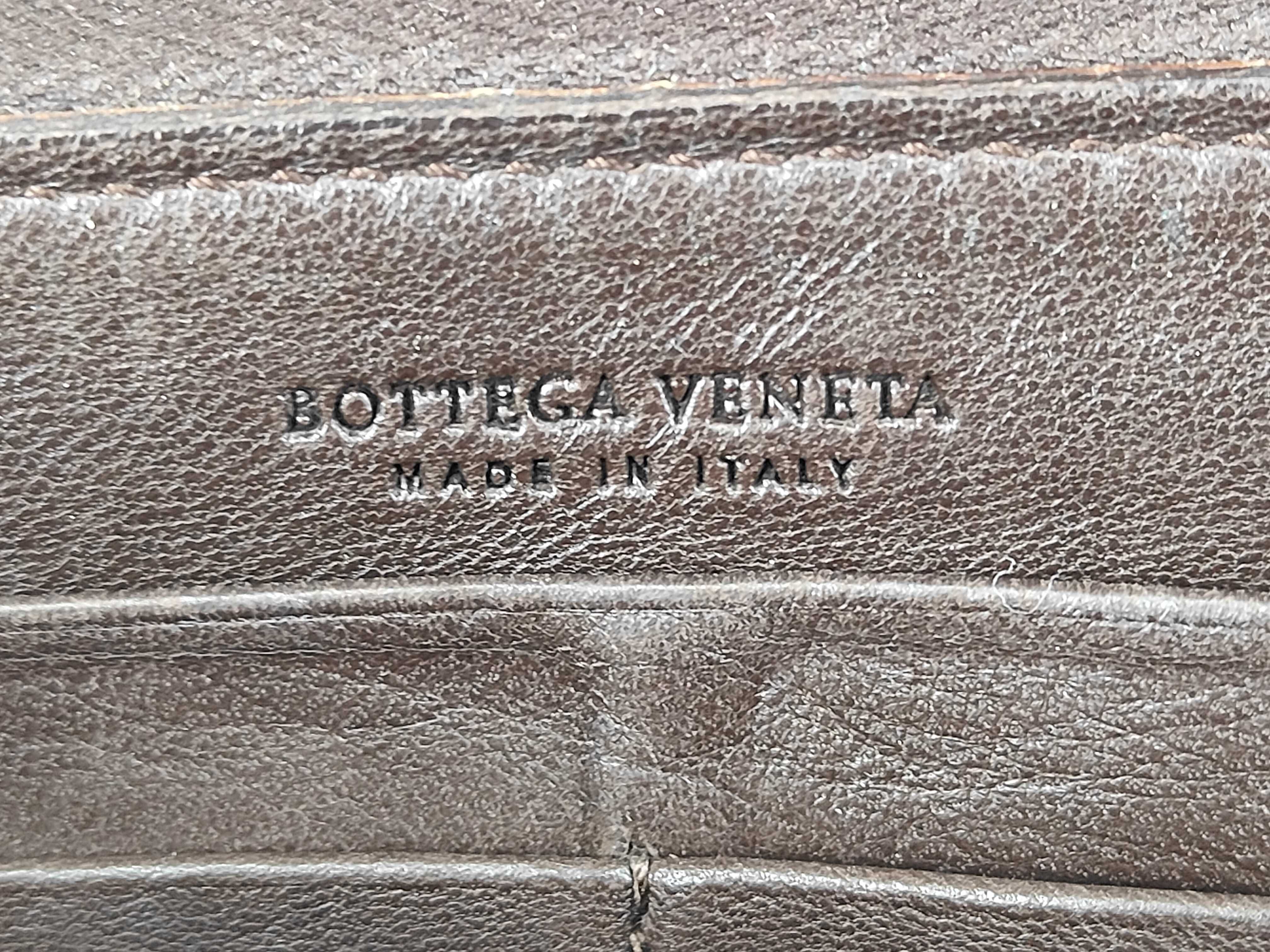 Intrecciato Round Zipper Leather Wallet, Brown — view 9