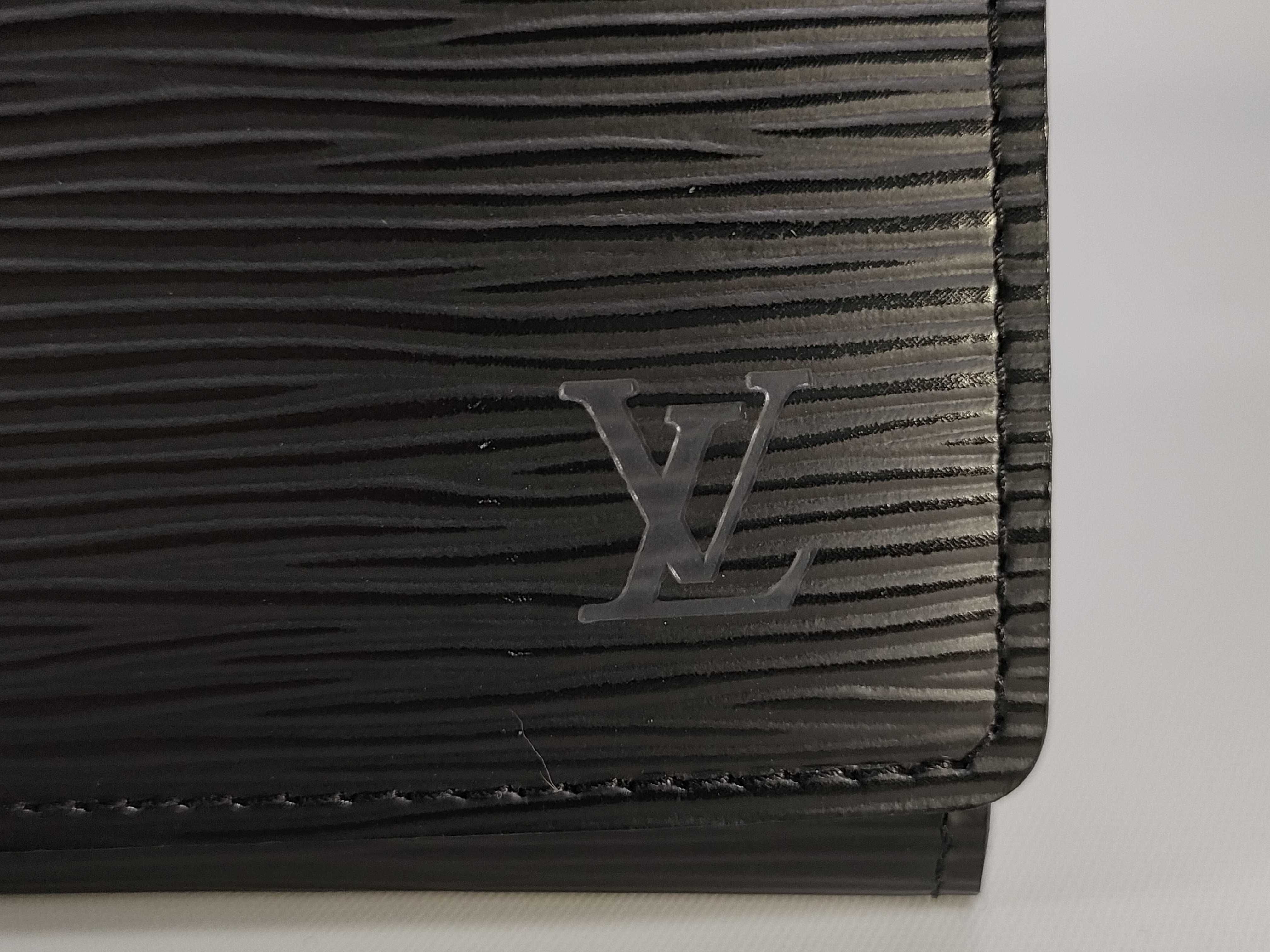 Epi Enveloppe Carte de Visite Noir Card Case — view 15