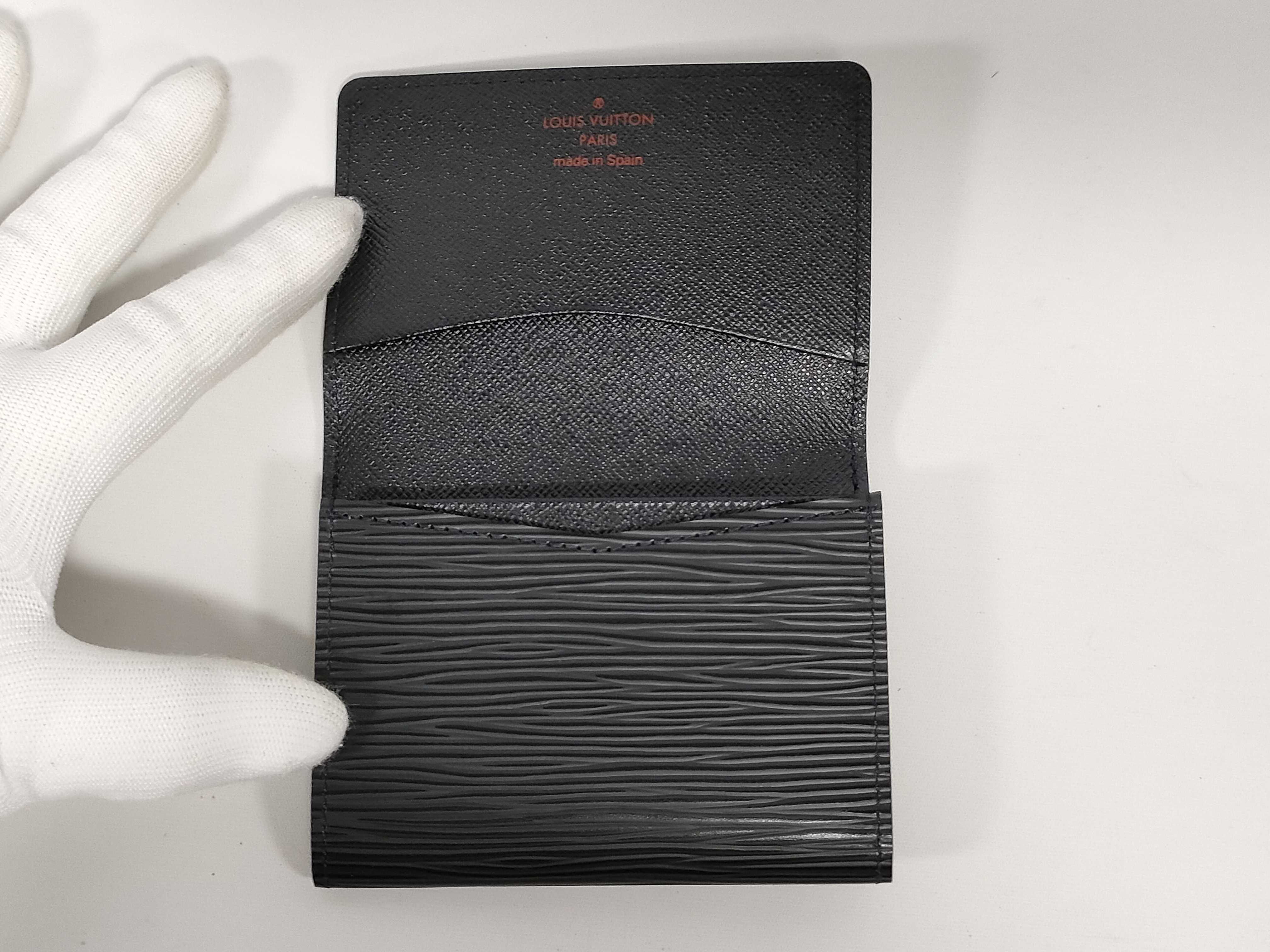 Epi Enveloppe Carte de Visite Noir Card Case — view 8