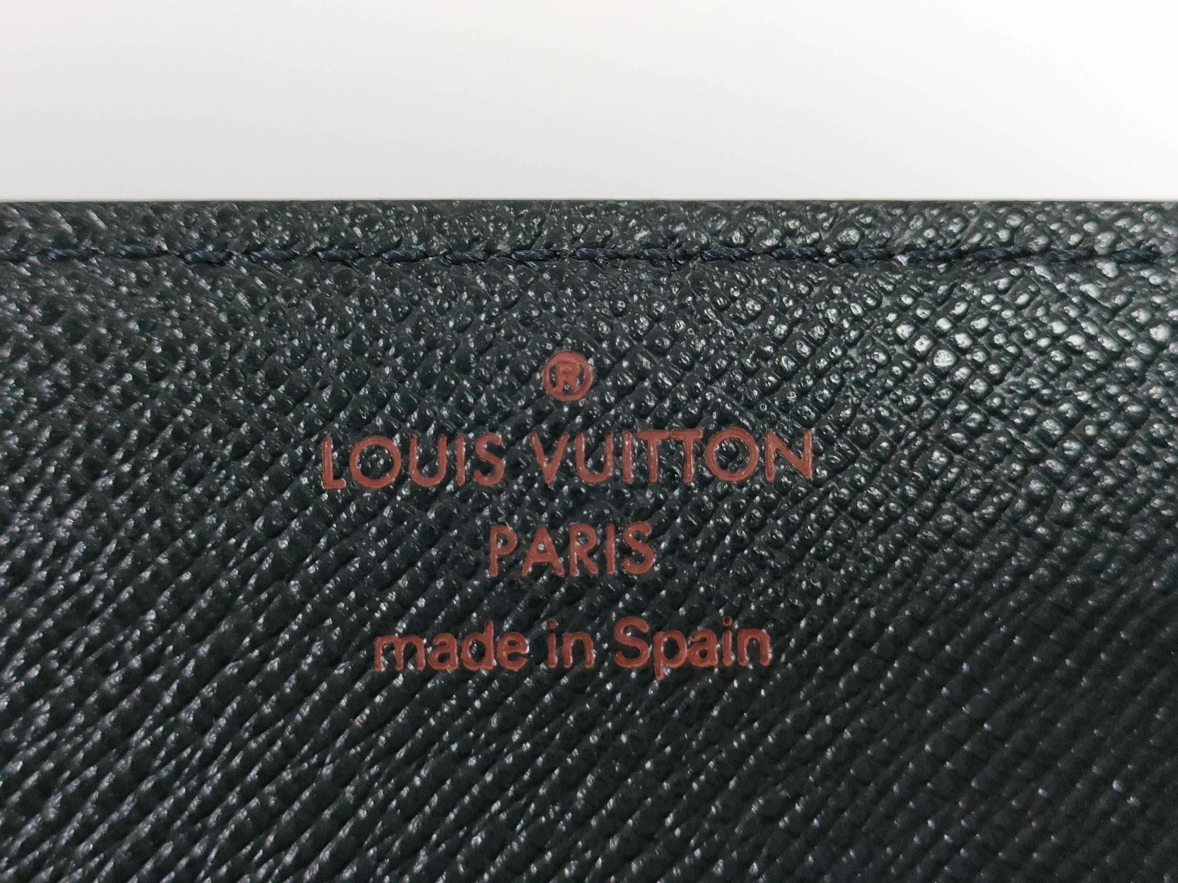 Epi Enveloppe Carte de Visite Noir Card Case — view 9