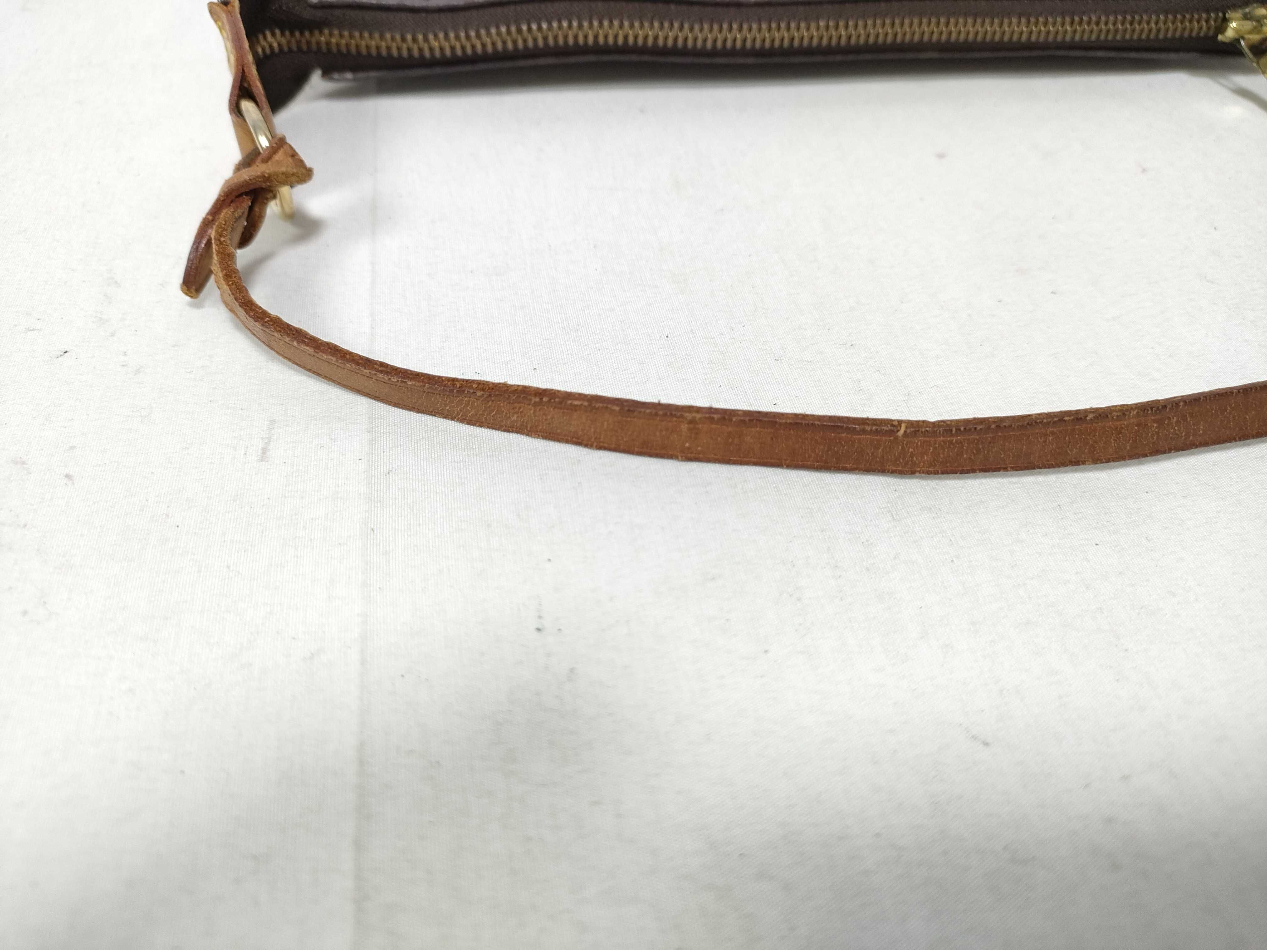 Monogram Louis Vuitton M51980 Pochette Accessoires Monogram VI0010 Pouch — view 9