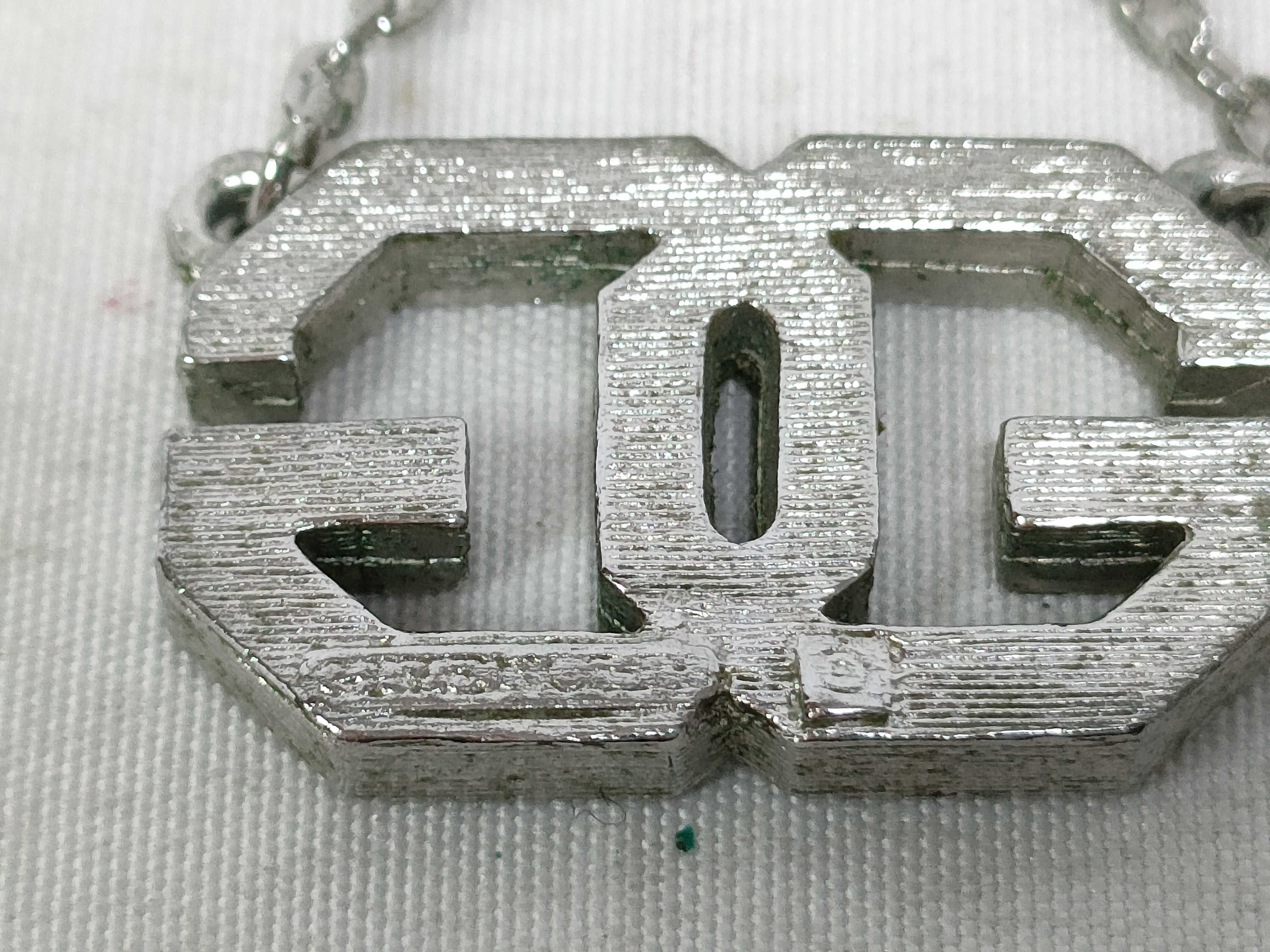 Necklace — view 4