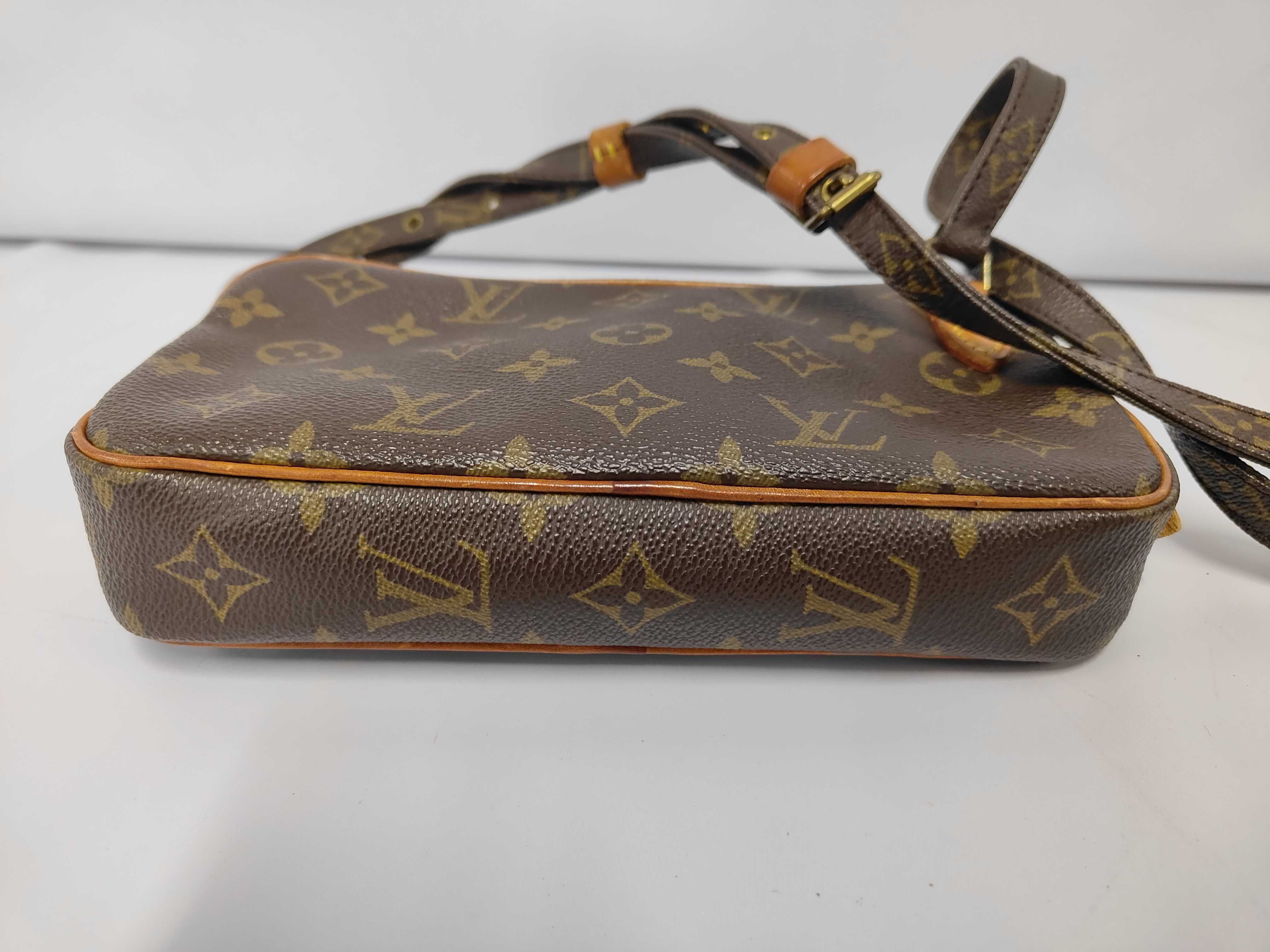 Monogram M51828 Pochette Marly Bandoulière Shoulder Bag — view 3