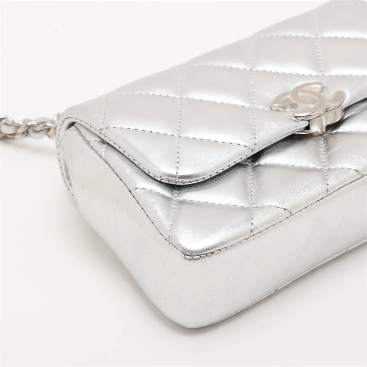 Matelassé Lambskin Chain Shoulder Bag, Silver, Silver Hardware, N56UGHE8, Random Serial Number — view 4
