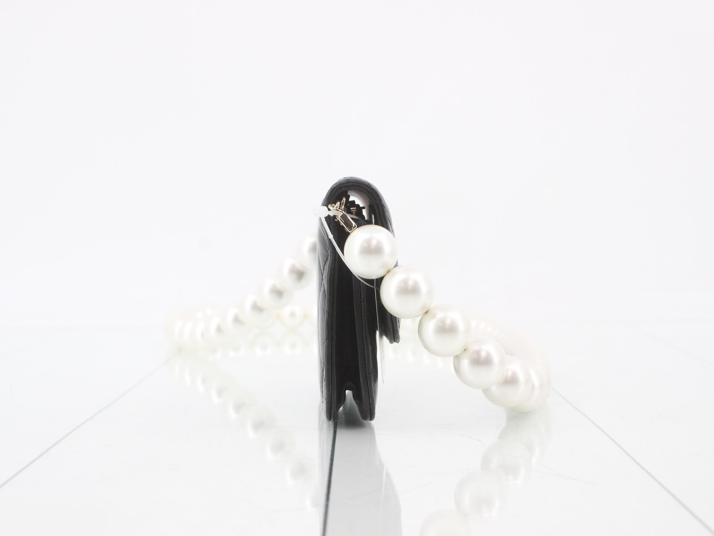 Lambskin Coco Mark Pearl Chain Shoulder Bag — view 4