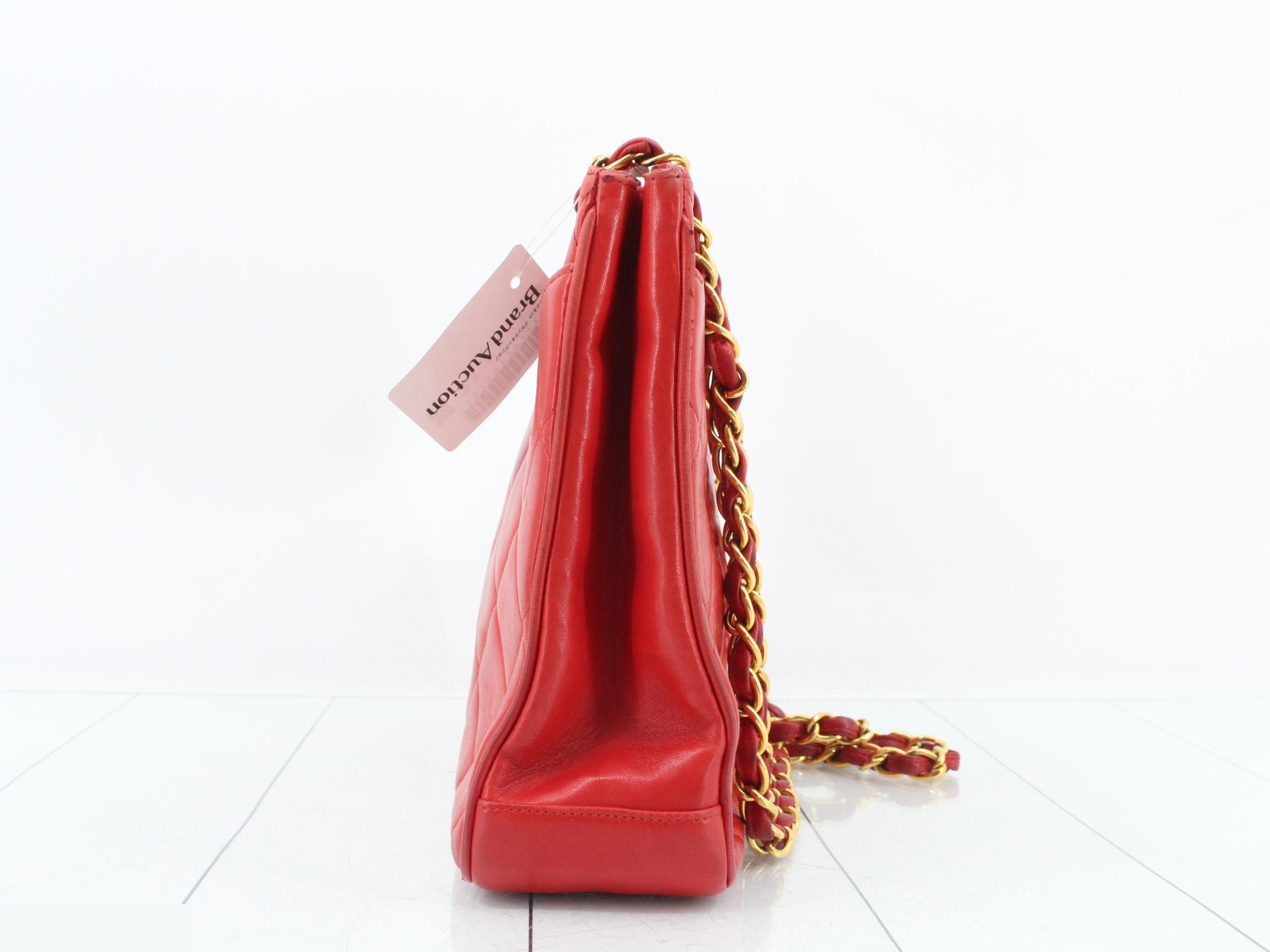 Matelassé Shoulder Bag — view 3