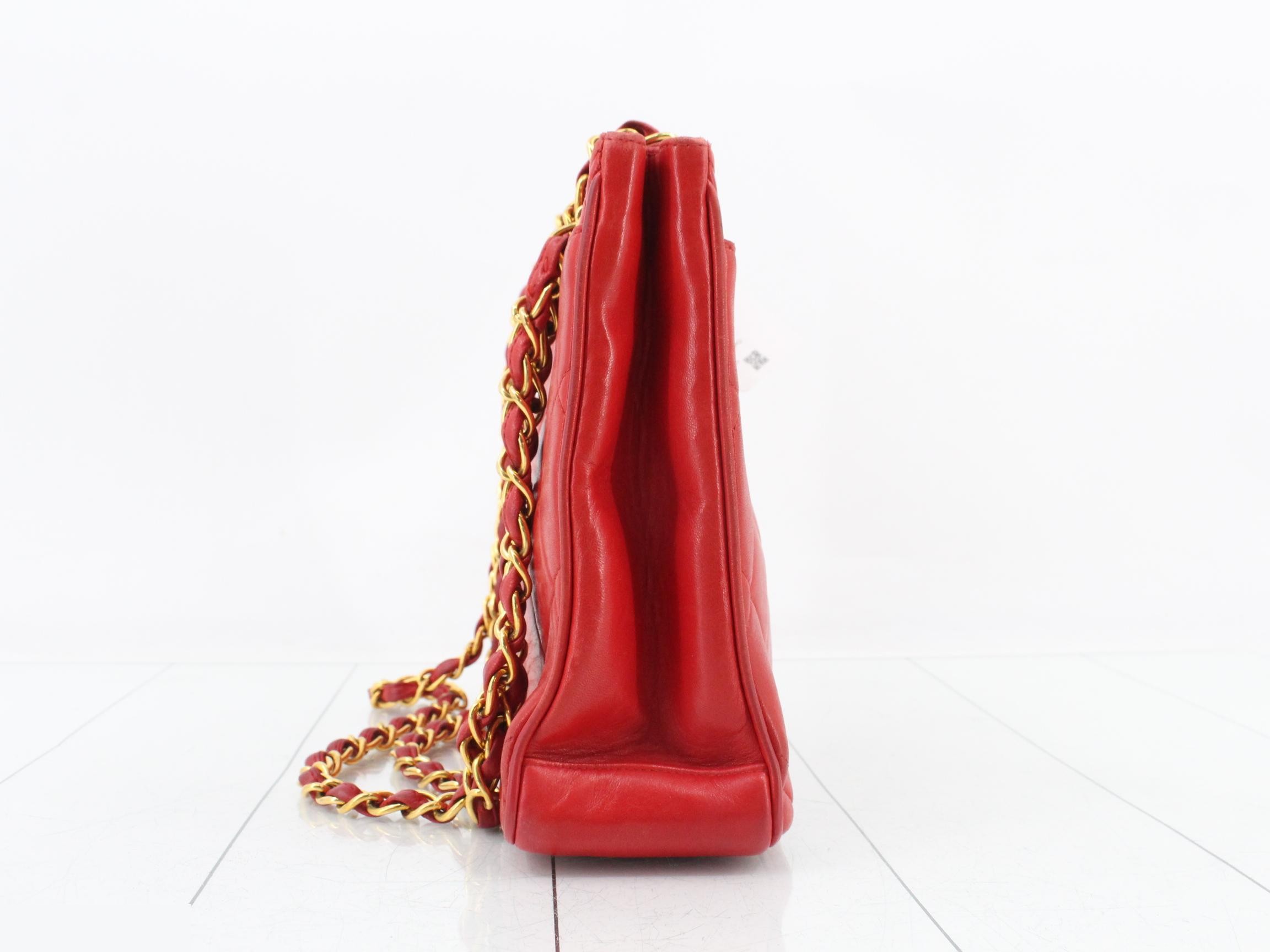 Matelassé Shoulder Bag — view 4