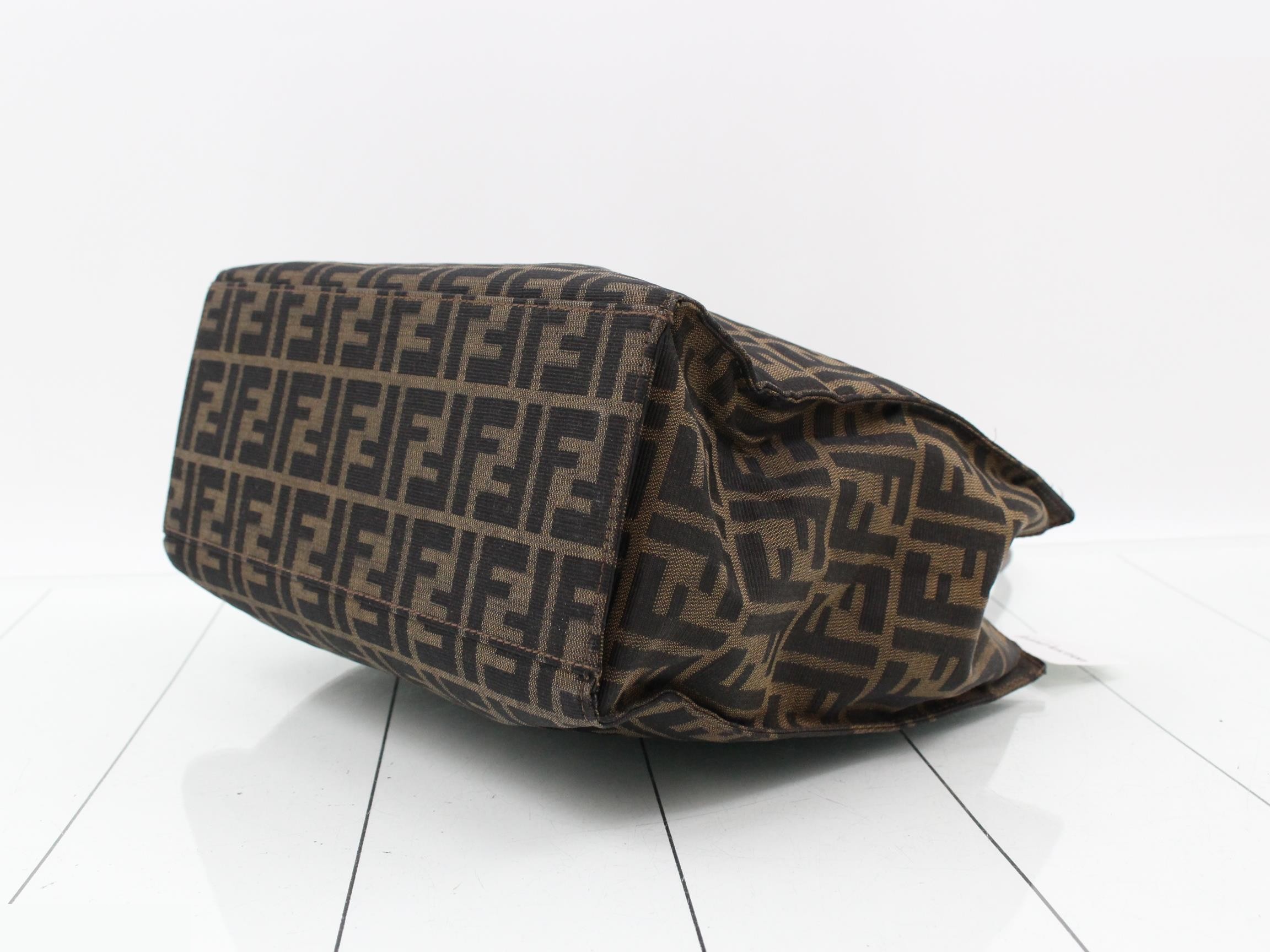 Zucca Mamma Bucket Tote Bag — view 6